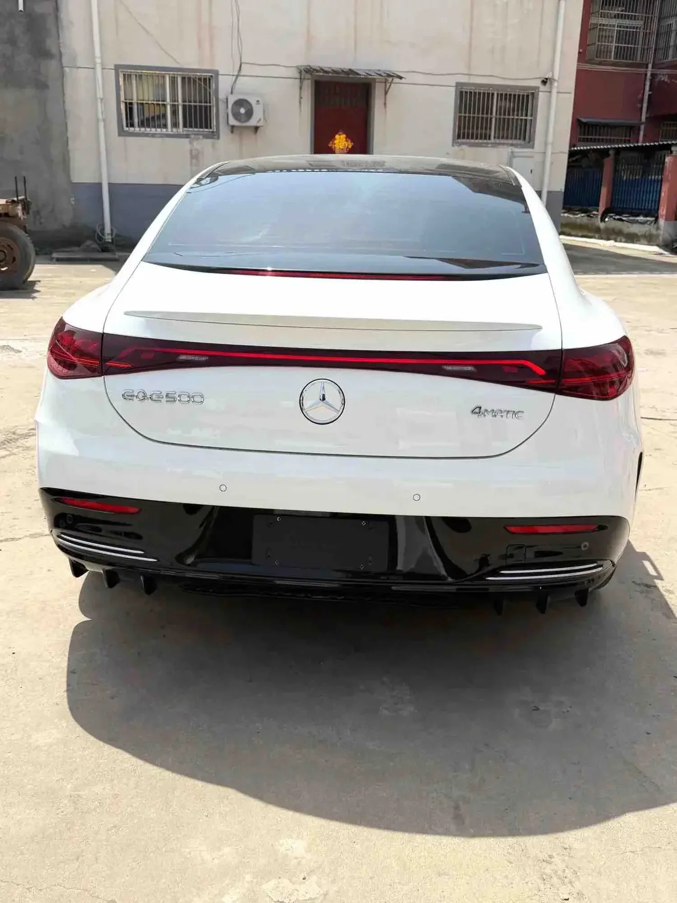 Mercedes-Benz EQE