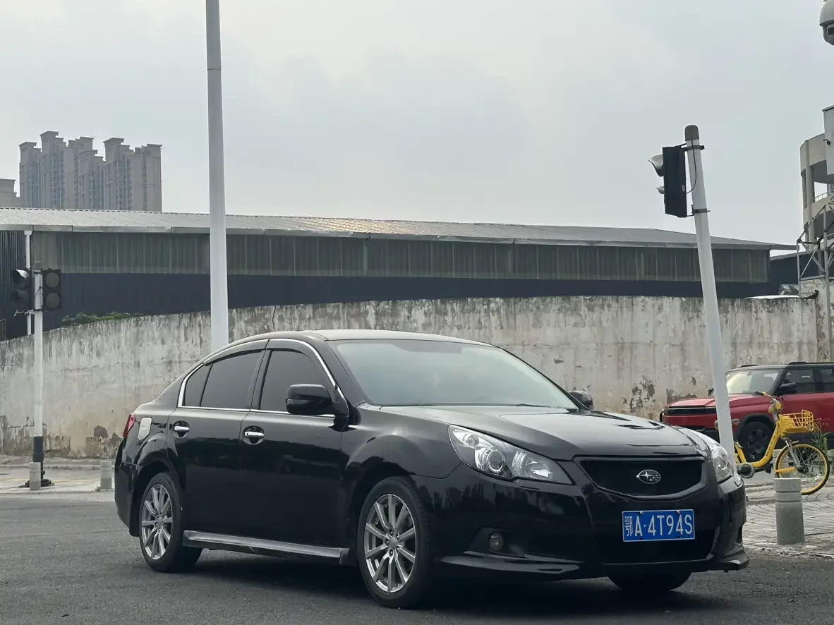 Subaru LEGACY