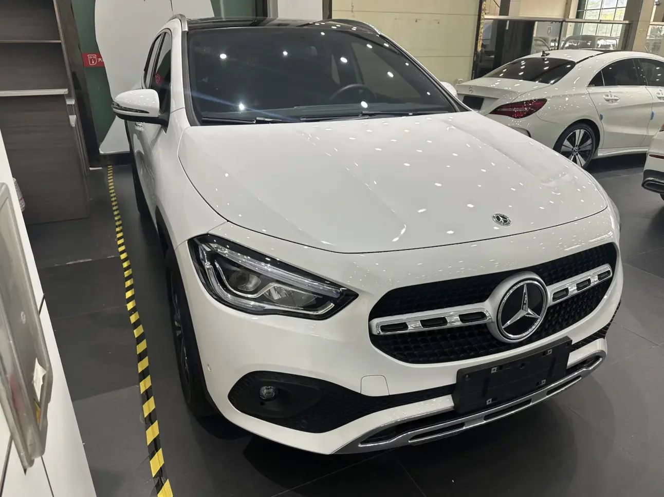 Mercedes-Benz GLA