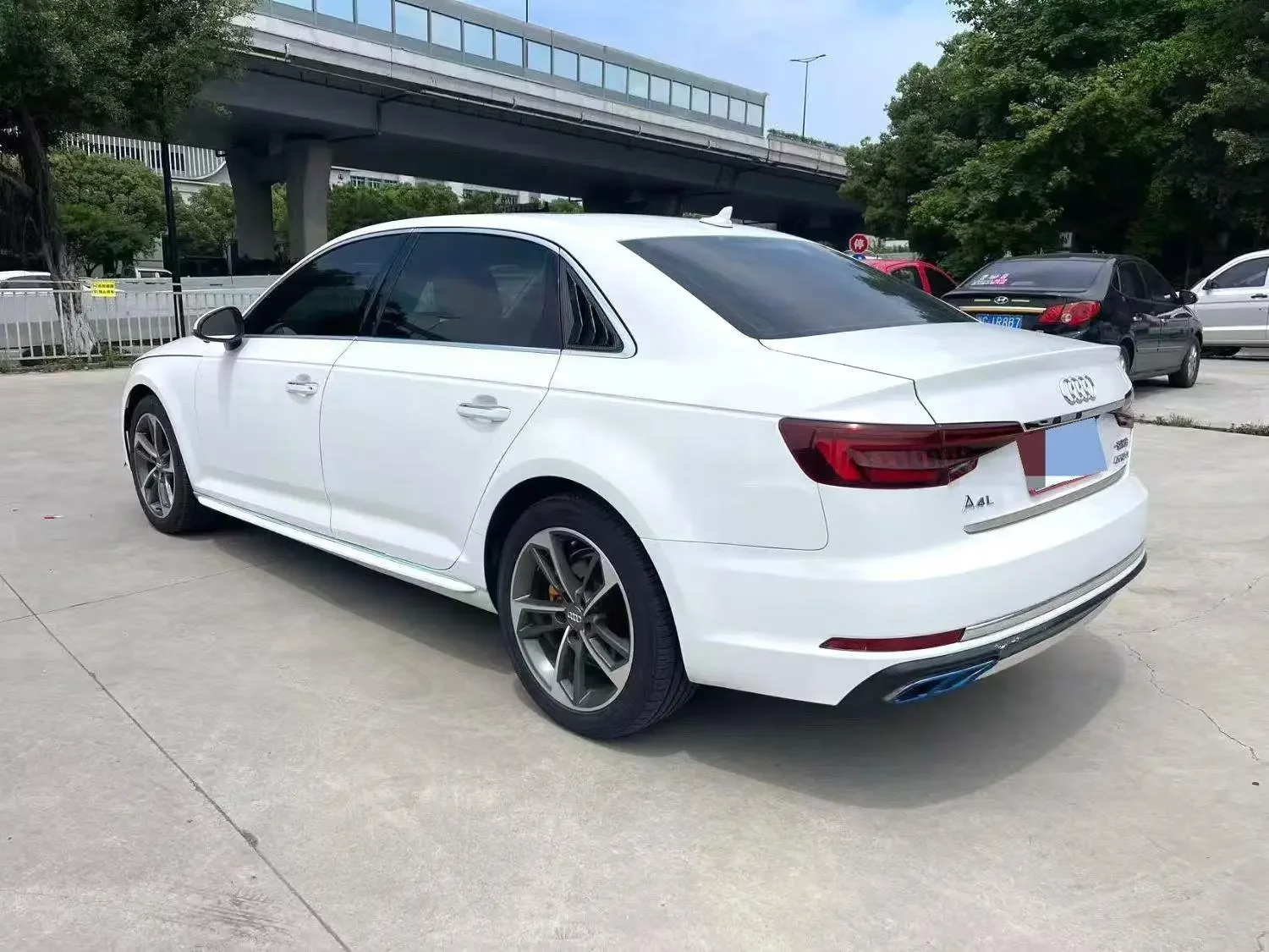 Audi A4L