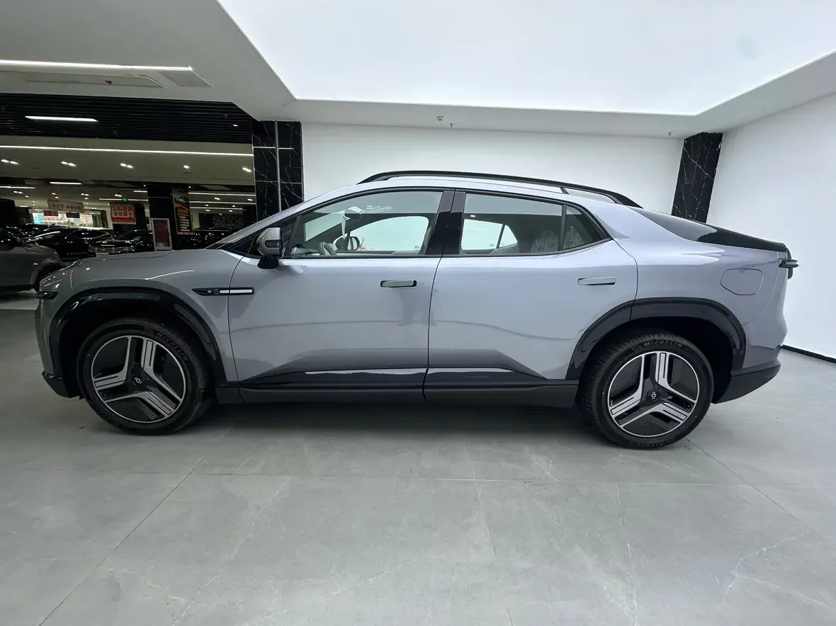 Changan Qiyuan E07