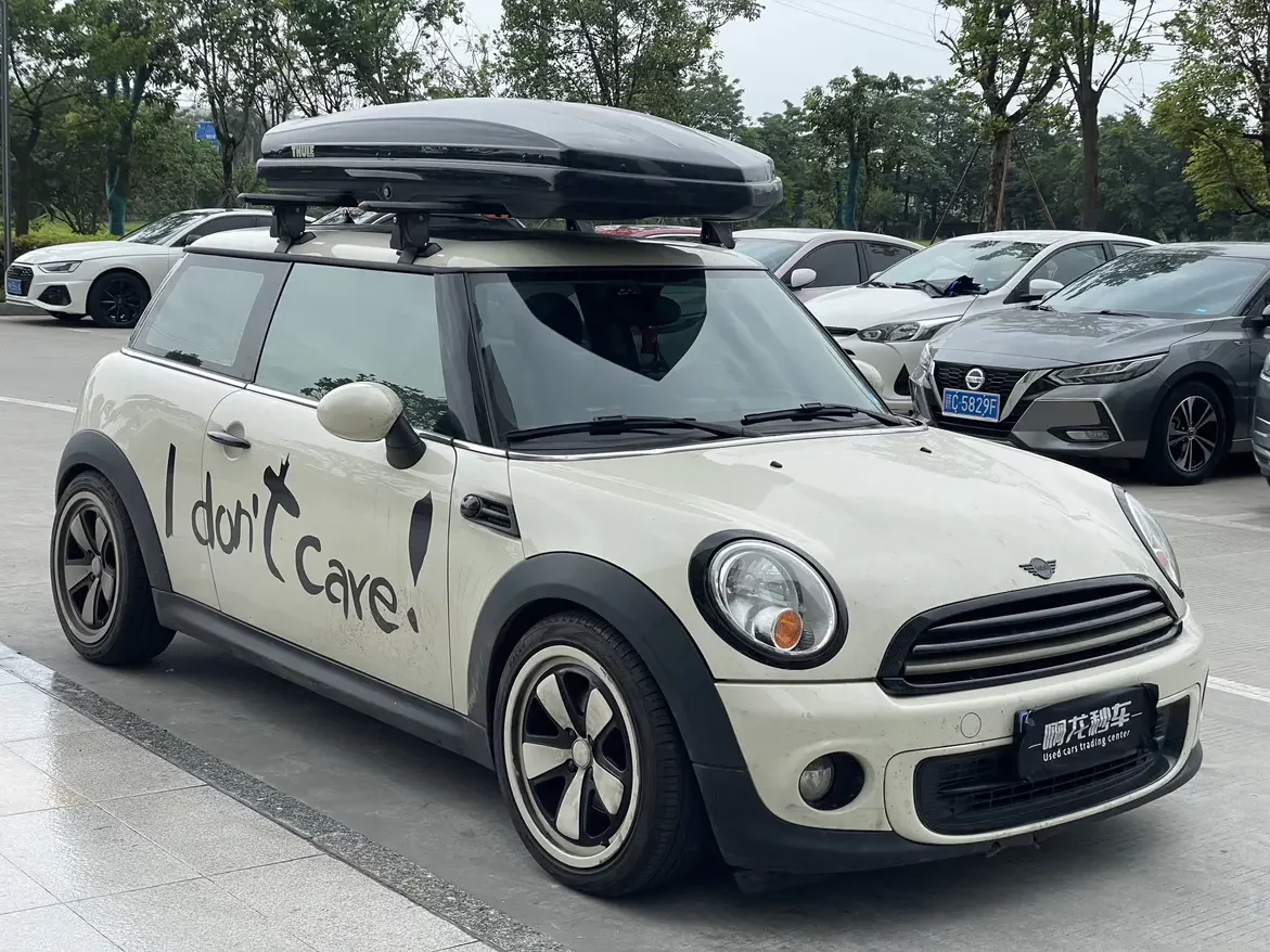 MINI 