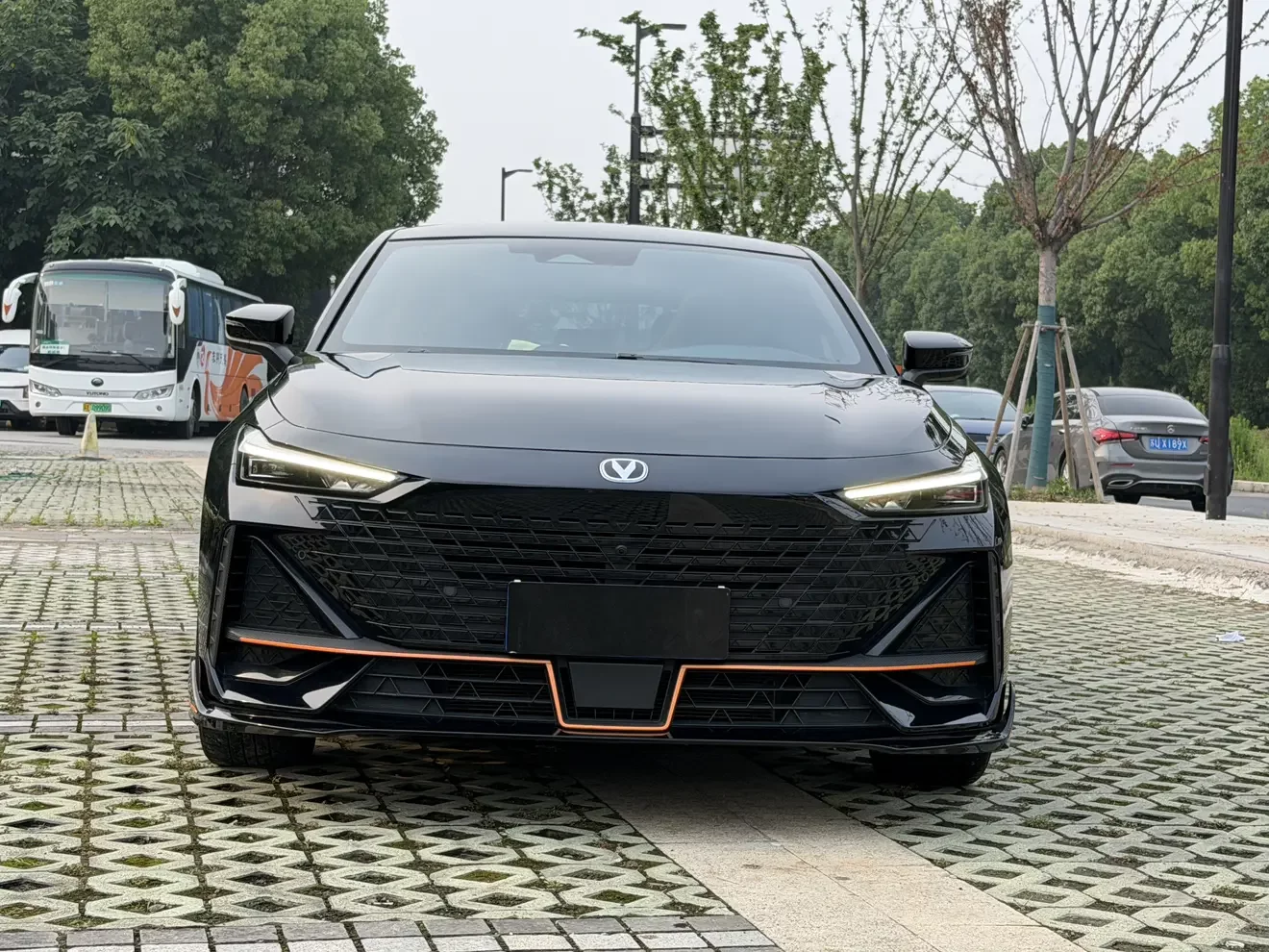 Changan UNI-V