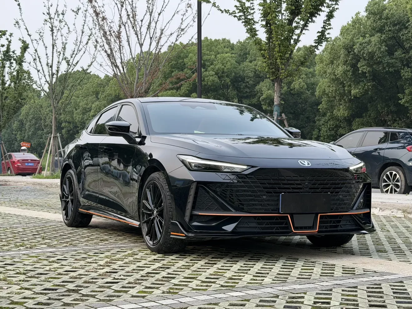 Changan UNI-V