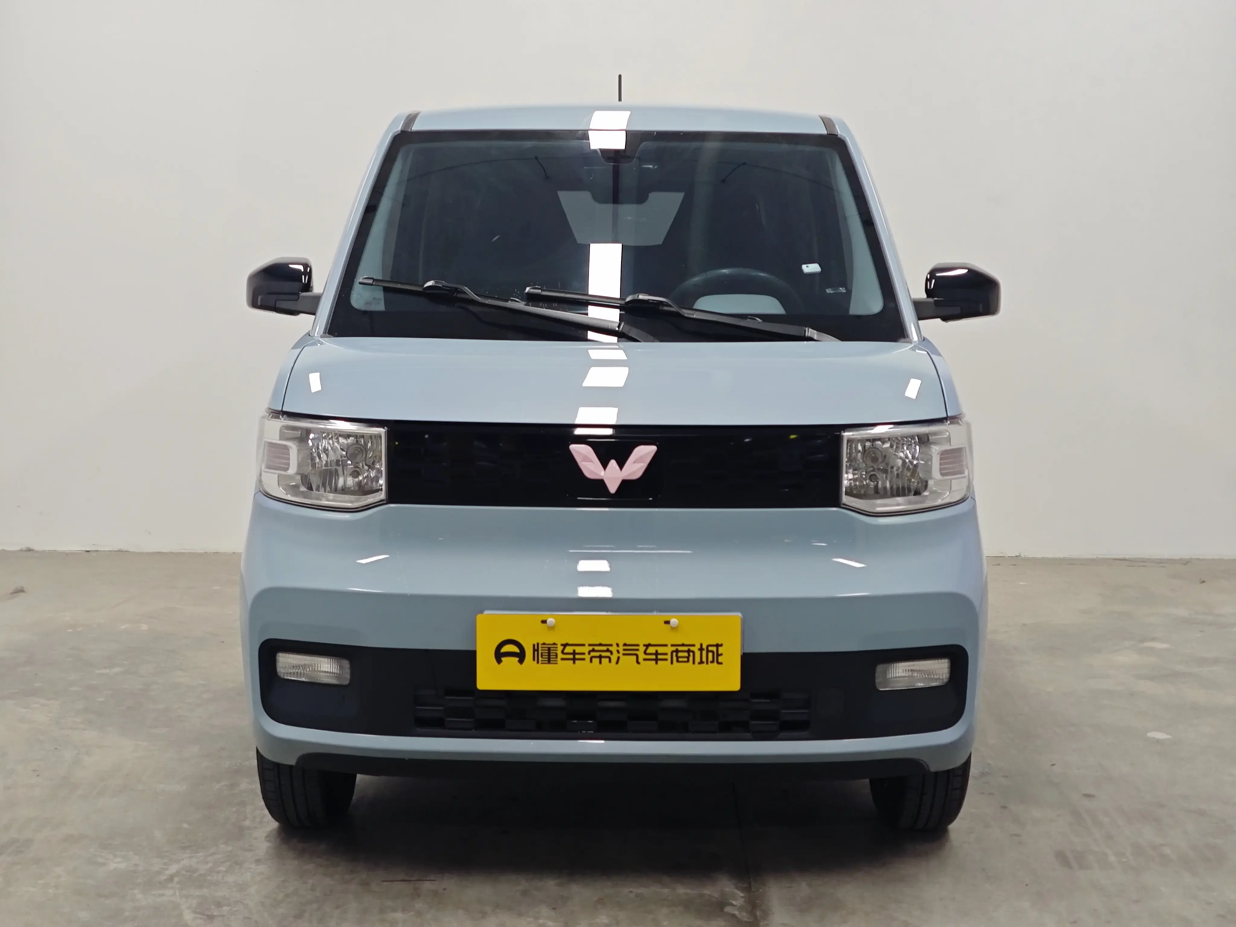 Wuling Hongguang MINIEV  из Китая