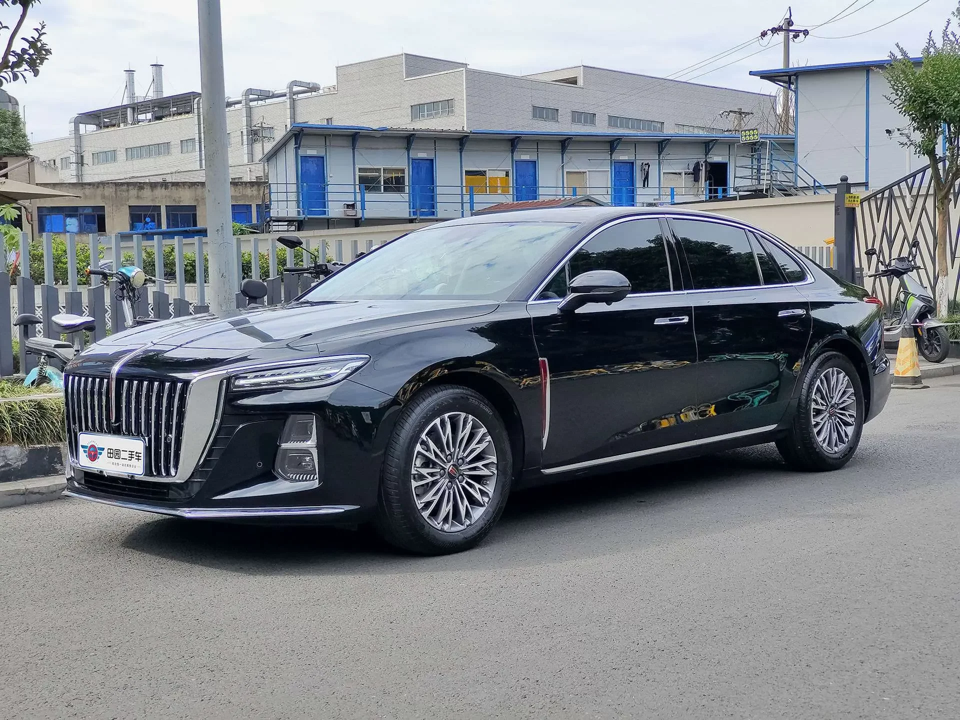Hongqi H5