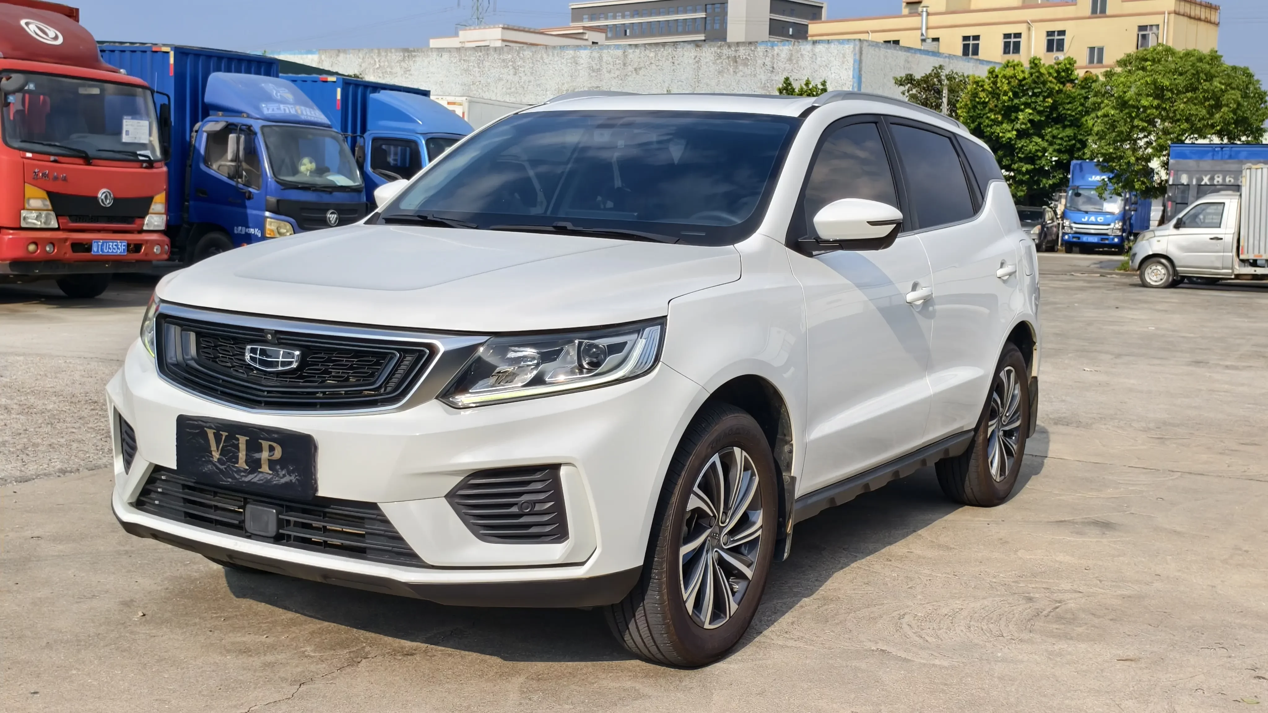 Geely Vision X6