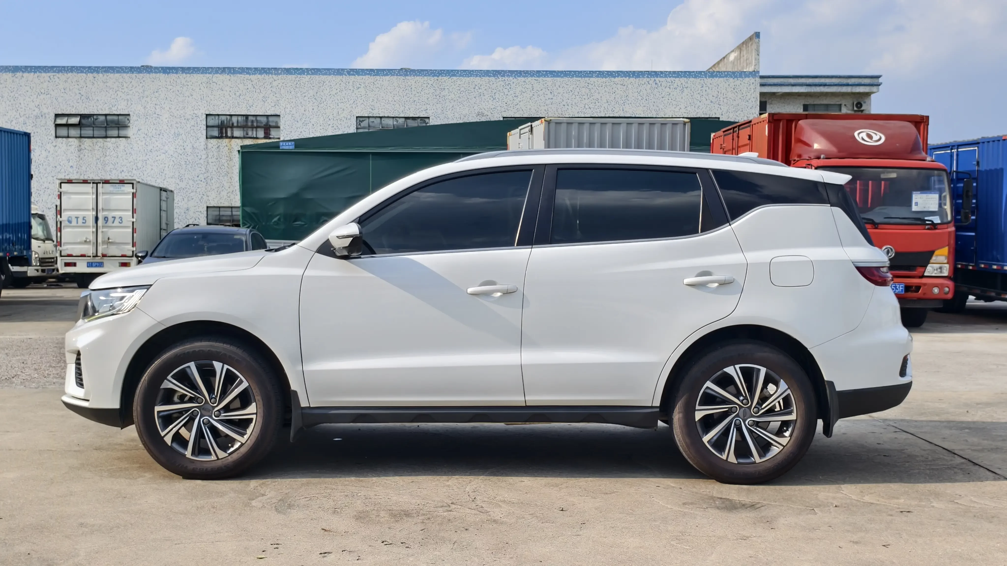 Geely Vision X6
