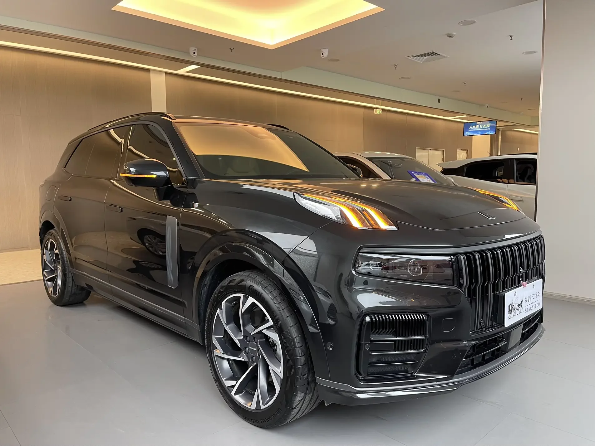 Lynk & Co 09