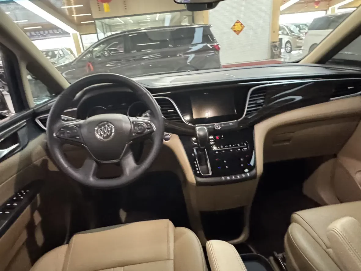 Buick GL8