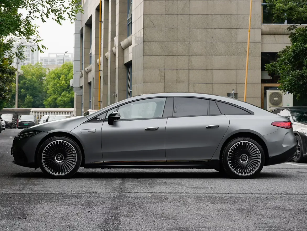Mercedes-Benz EQS AMG