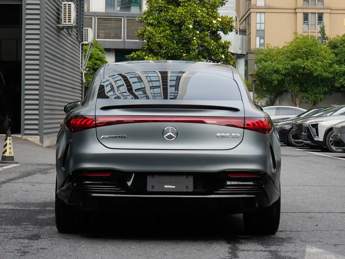Mercedes-Benz EQS AMG