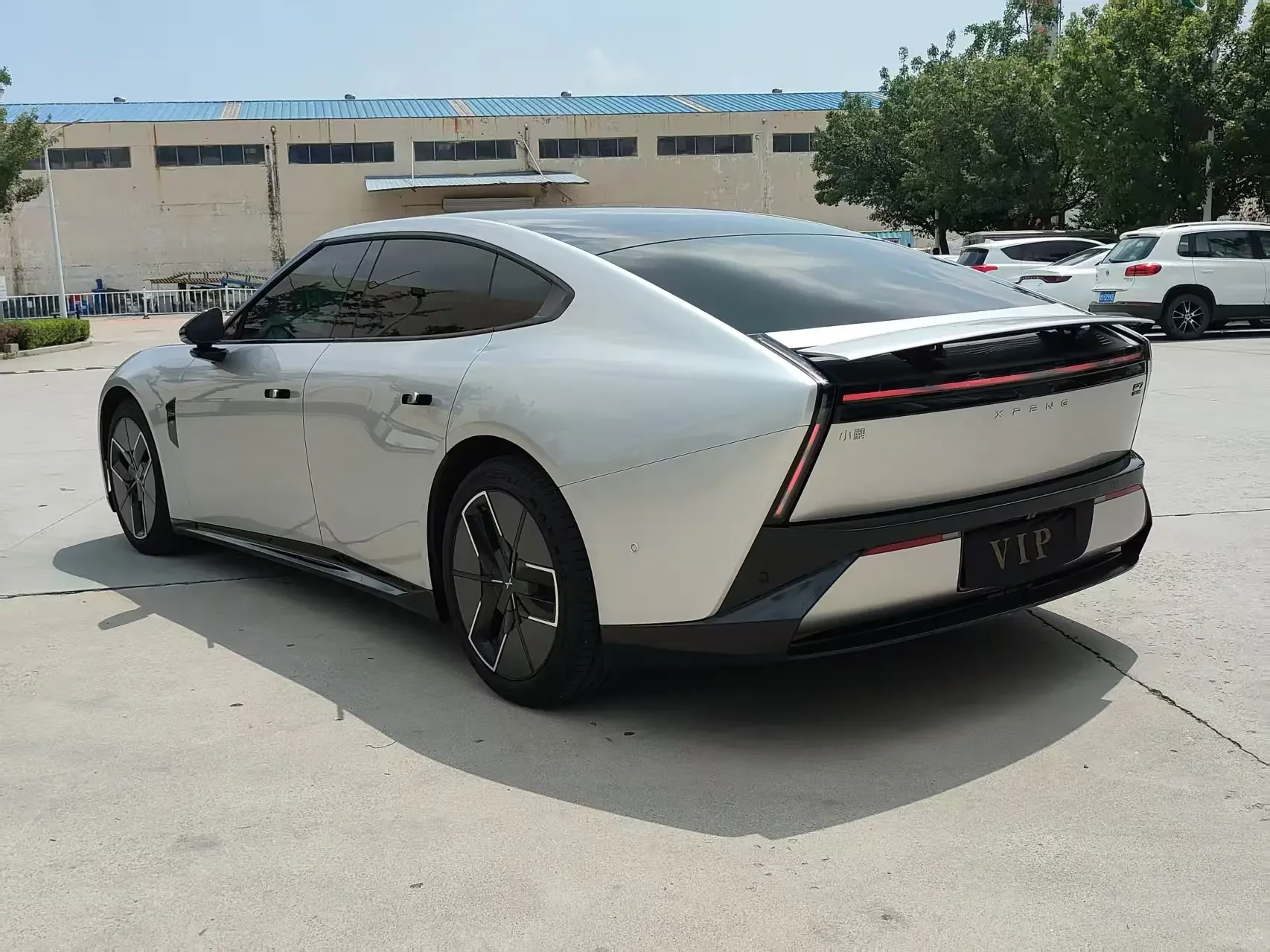 Xpeng P7