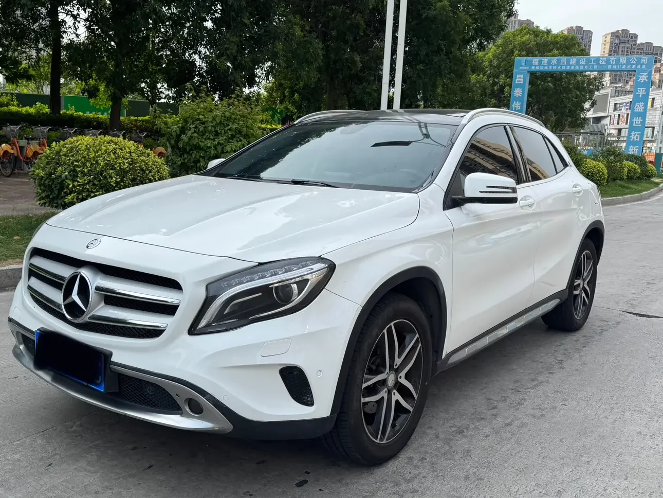 Mercedes-Benz GLA