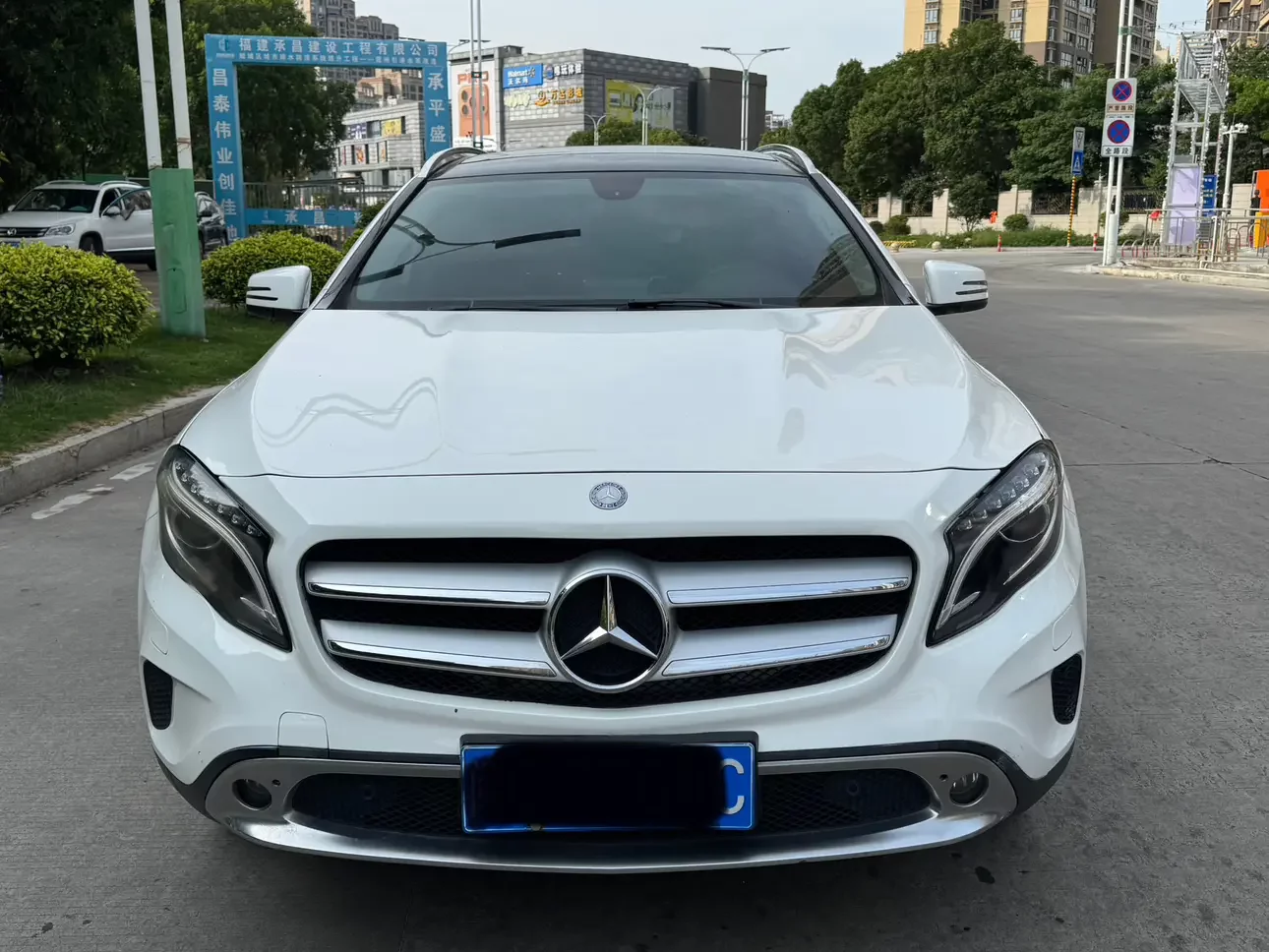 Mercedes-Benz GLA