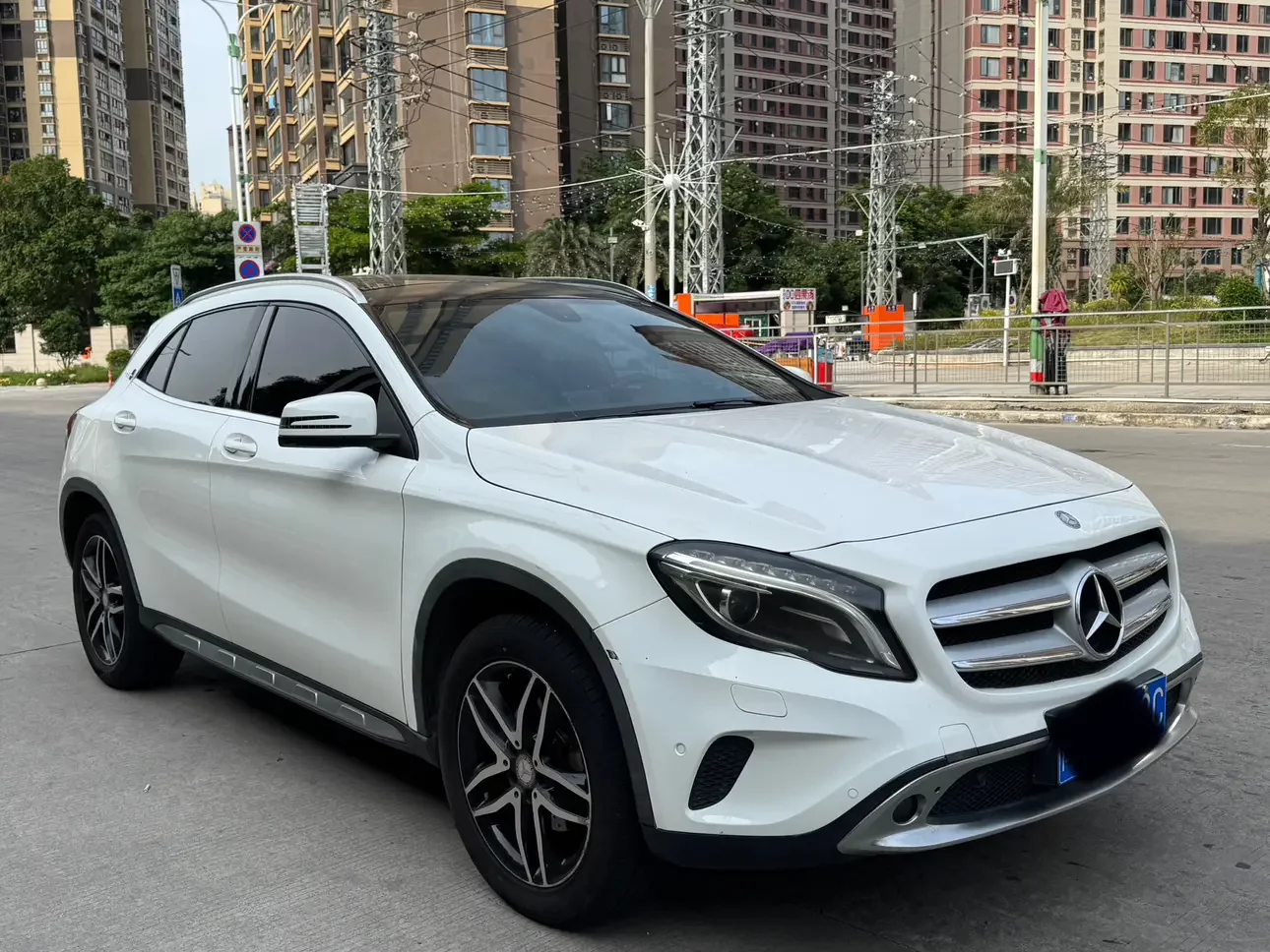 Mercedes-Benz GLA