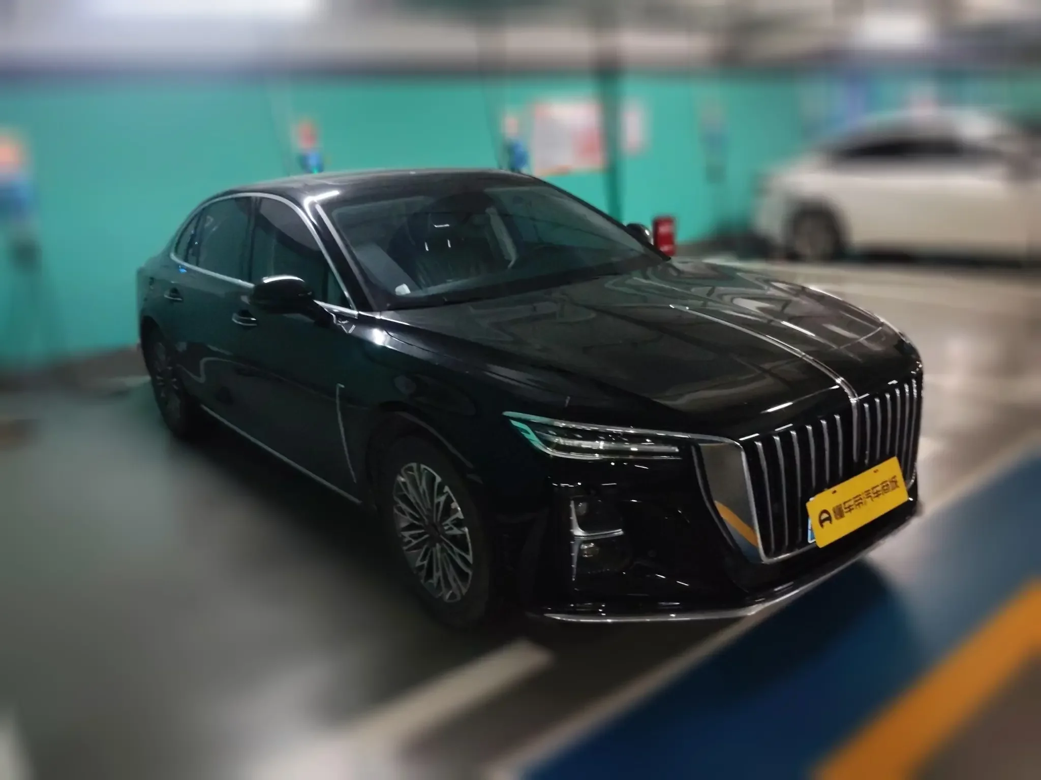 Hongqi H5