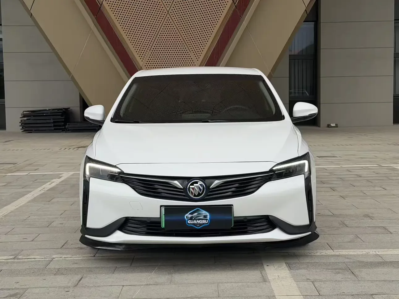Buick Weilan 6 PHEV
