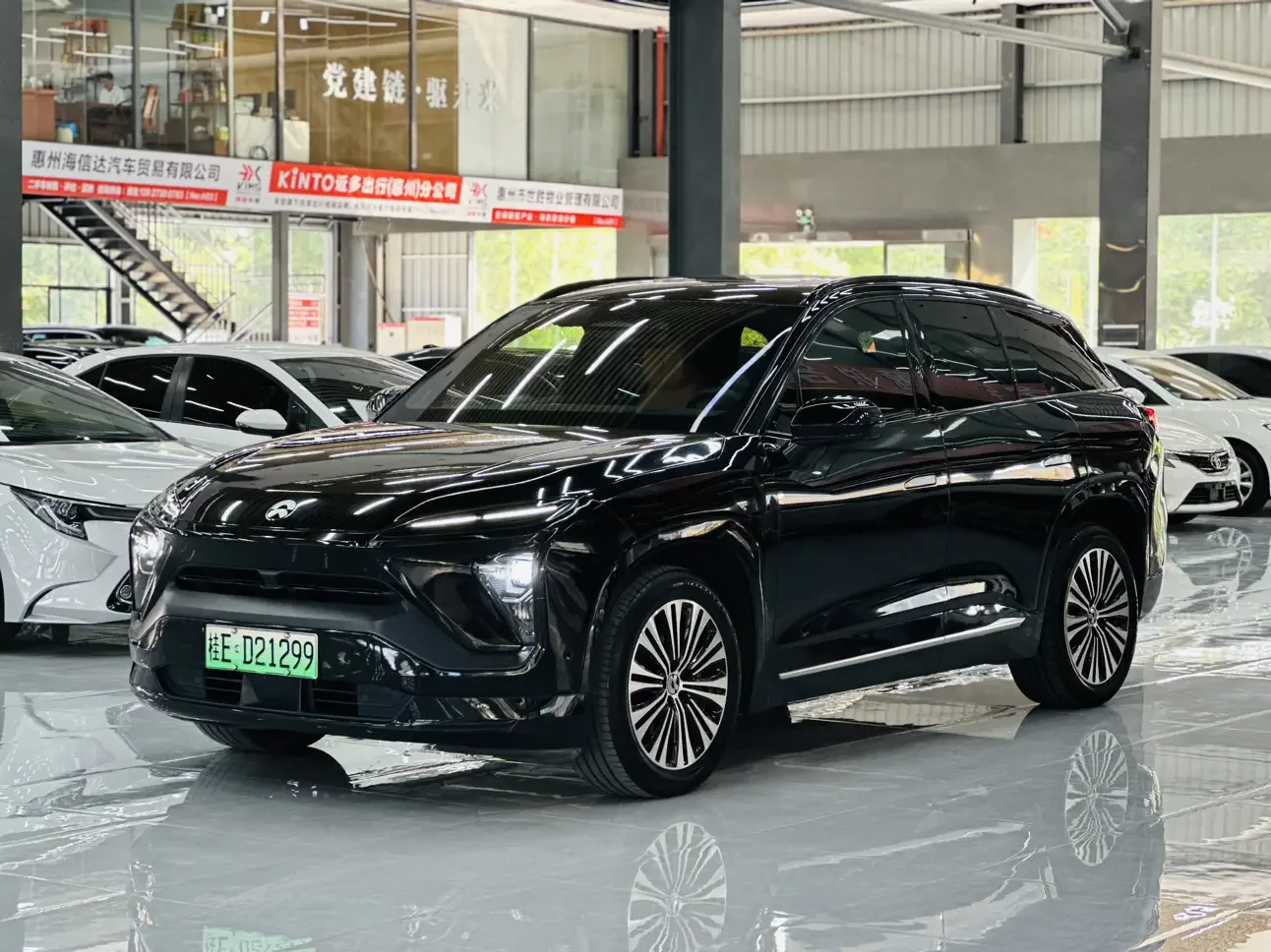 NIO ES6