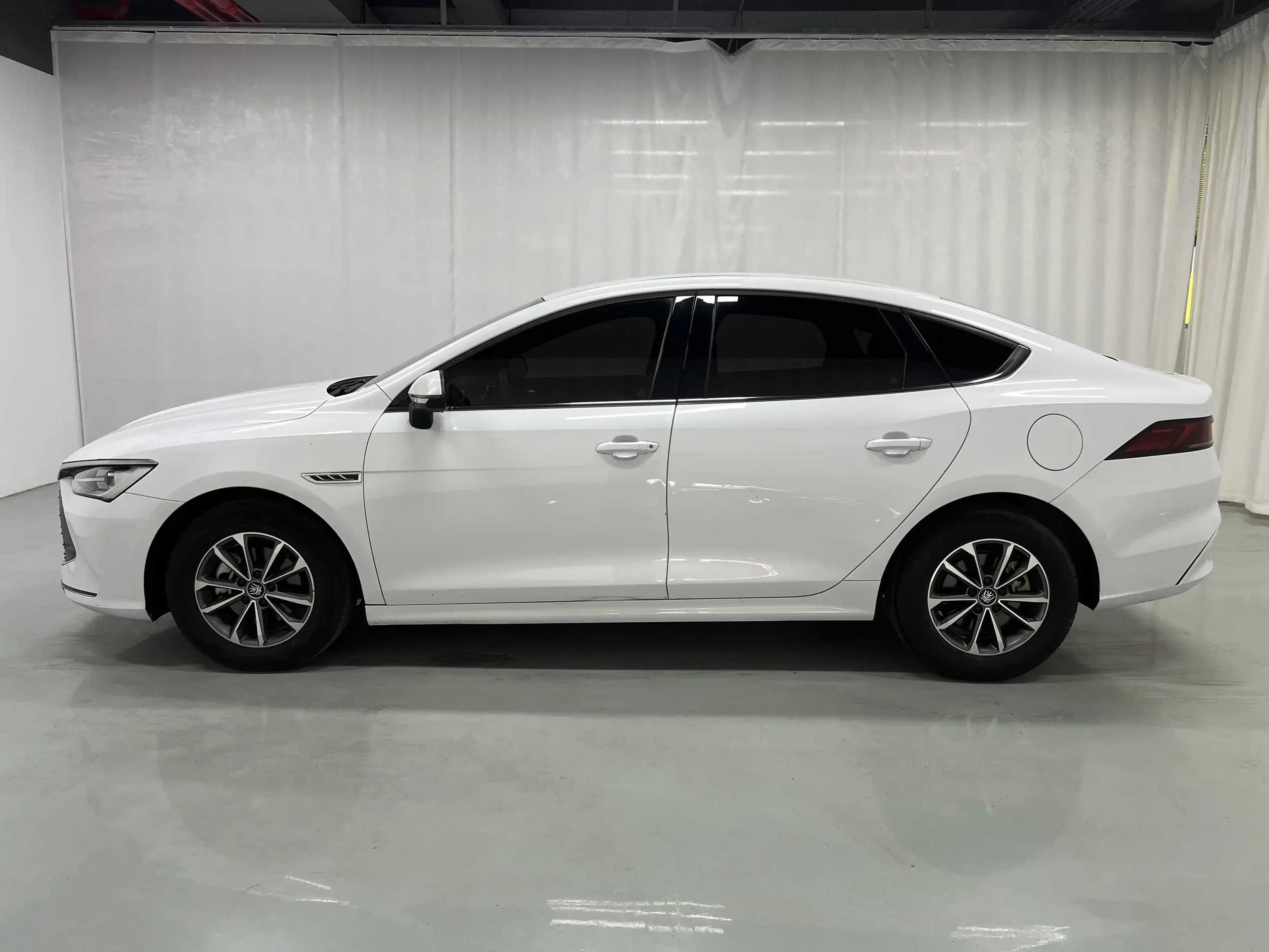 BYD Qin PLUS DM