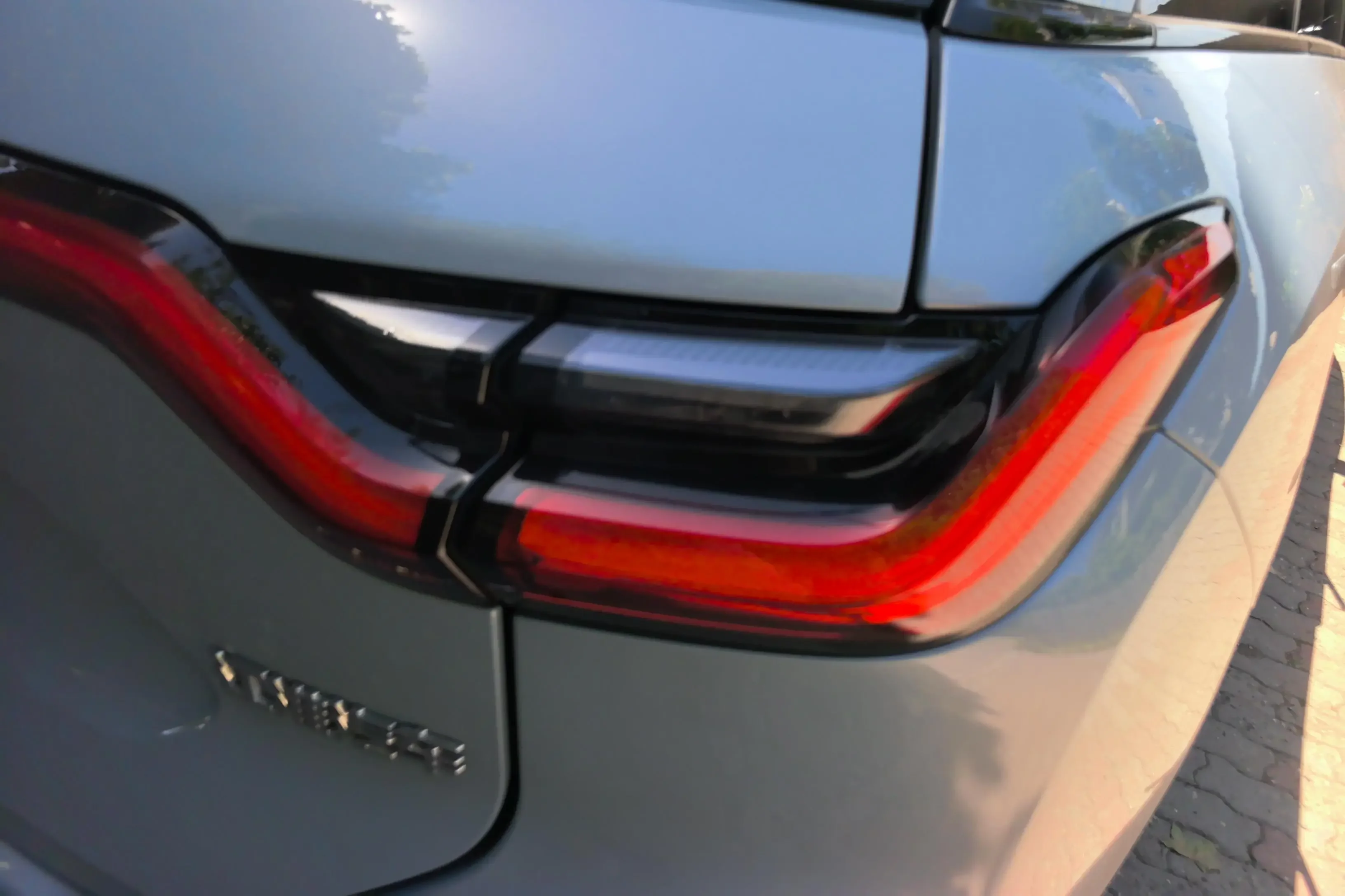 NIO ES6