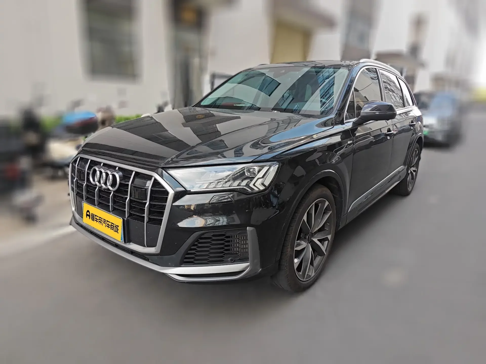 Audi Q7