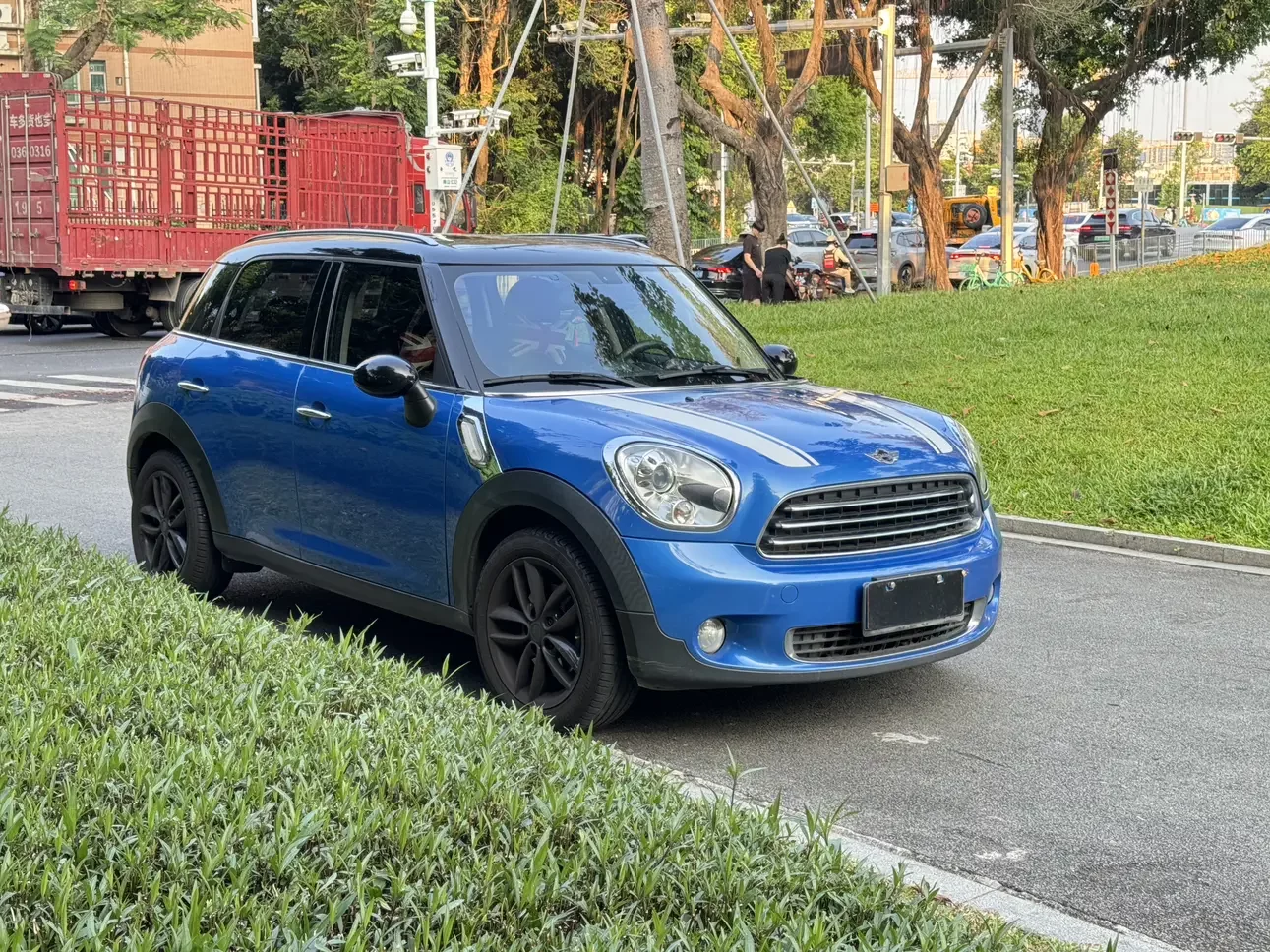 MINI COUNTRYMAN