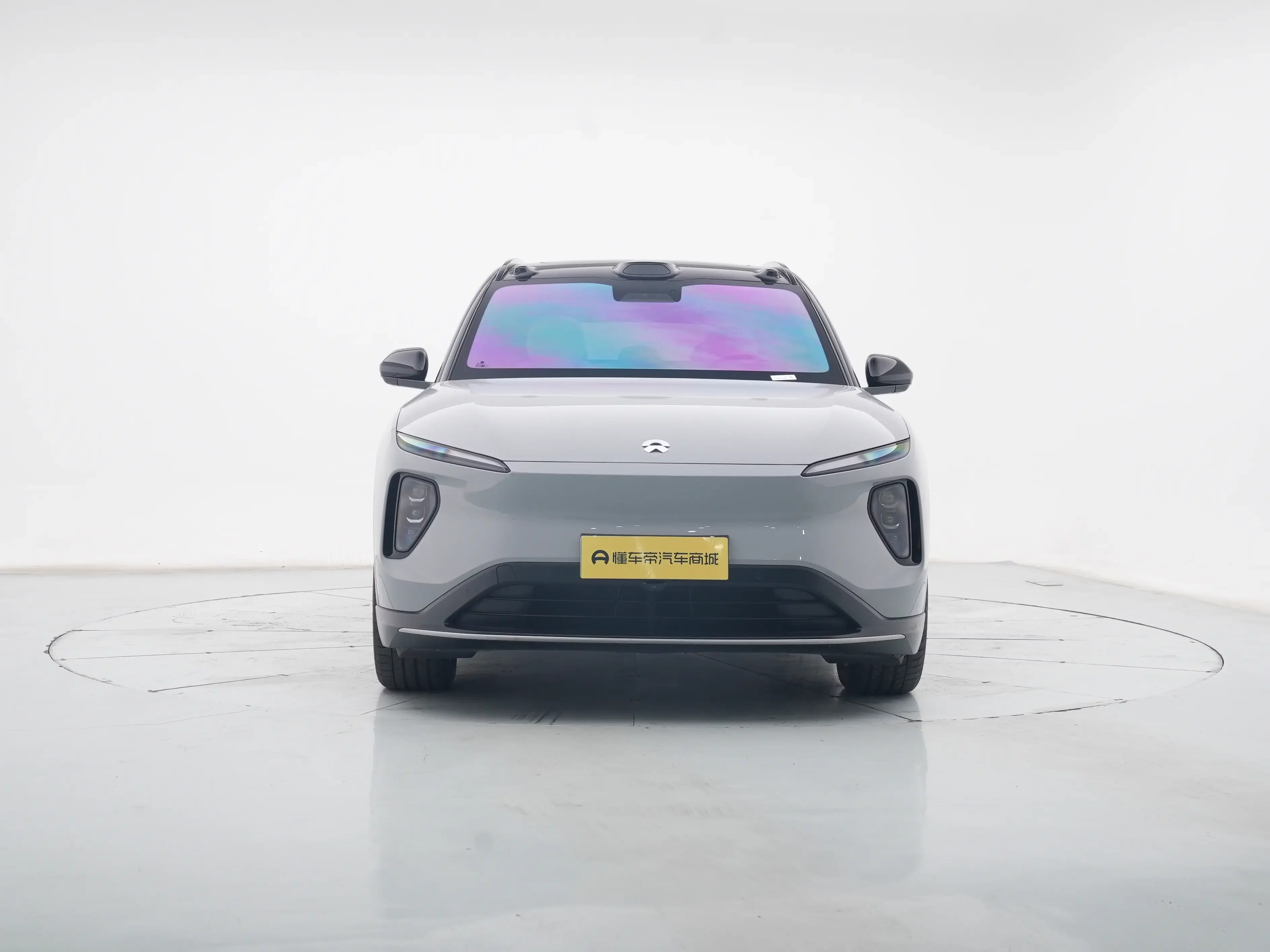 NIO ES6