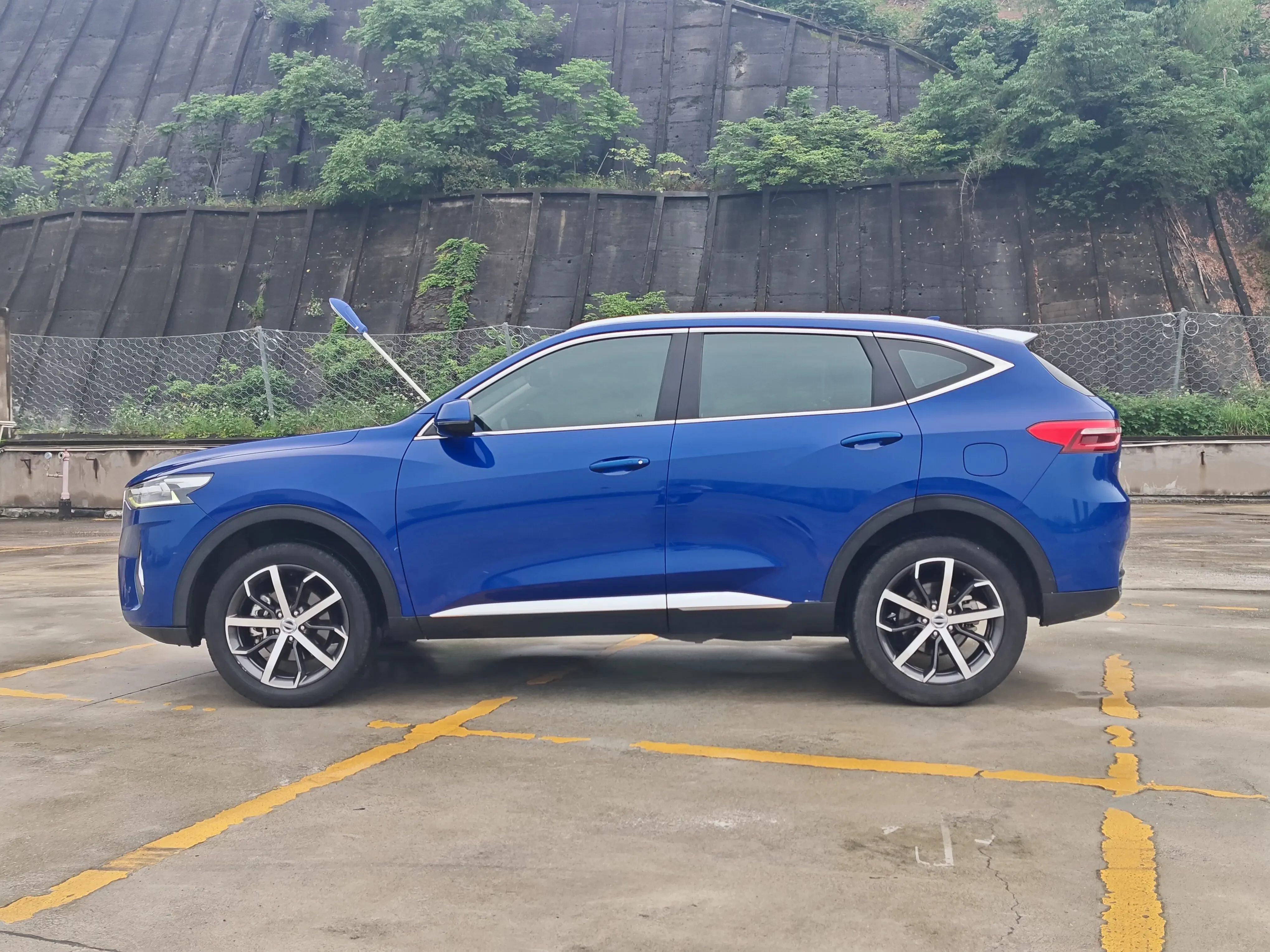 Haval F7