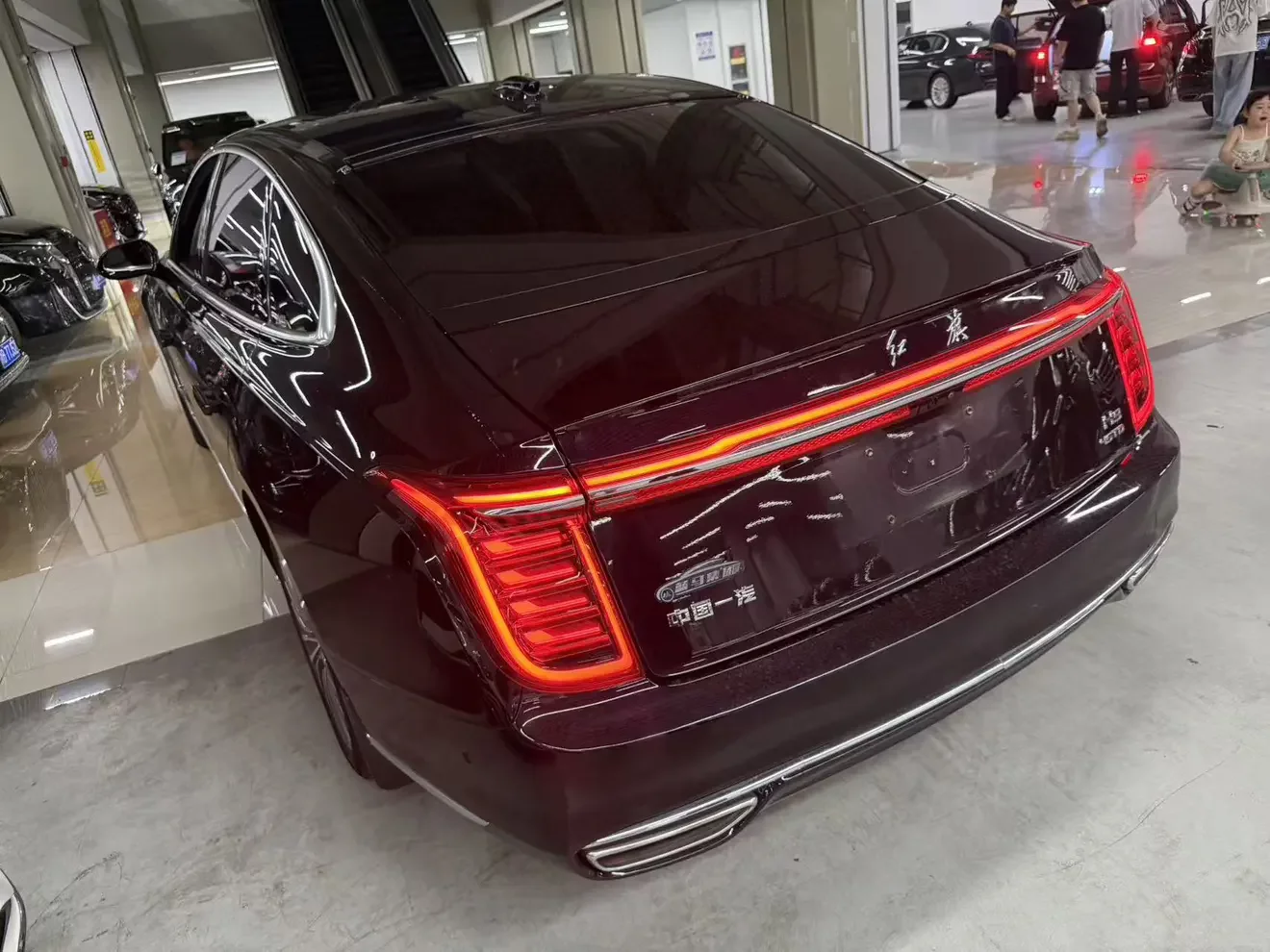 Hongqi H9