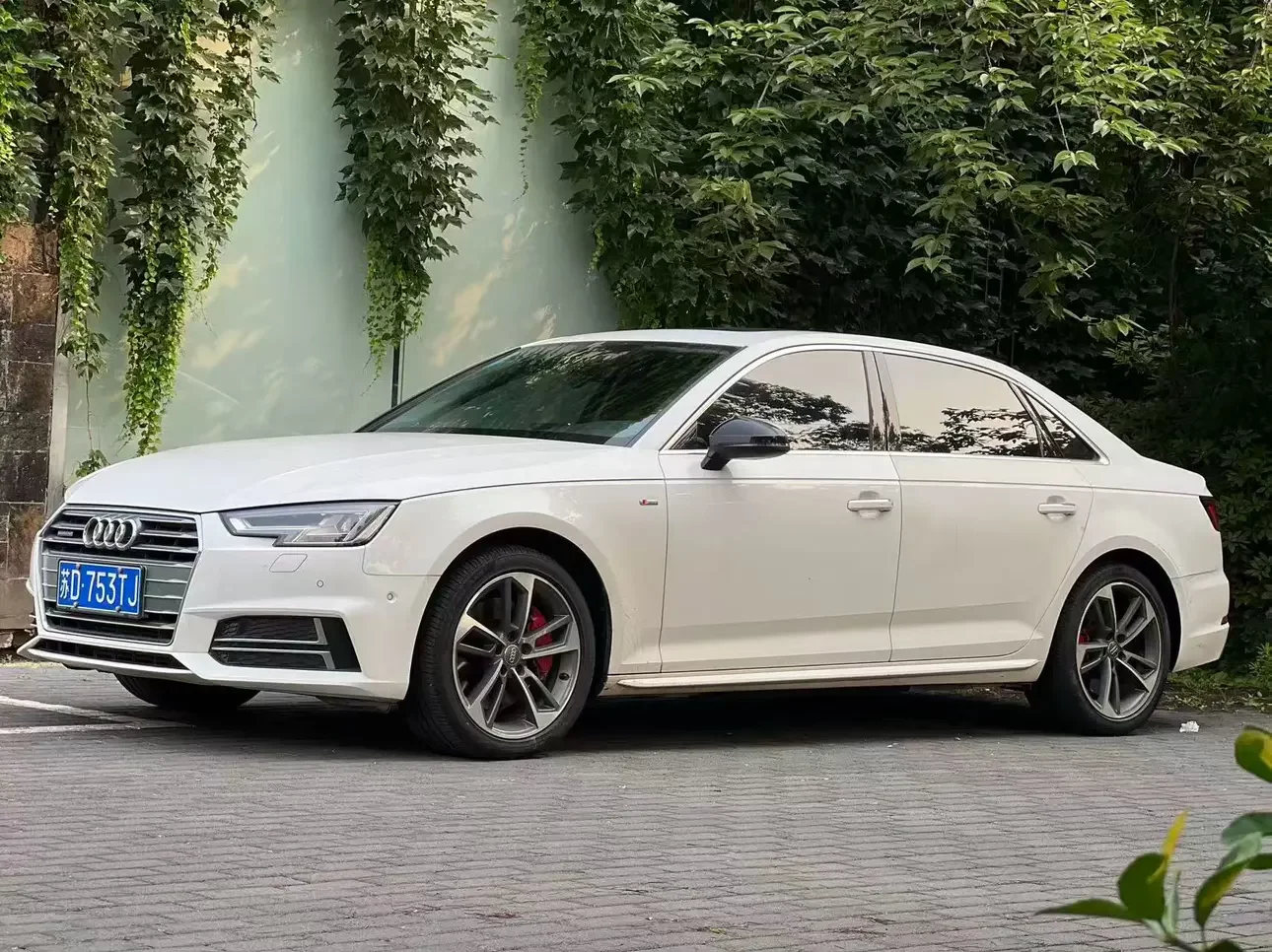 Audi A4L
