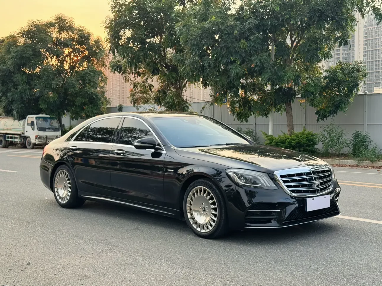 Mercedes-Benz S Class