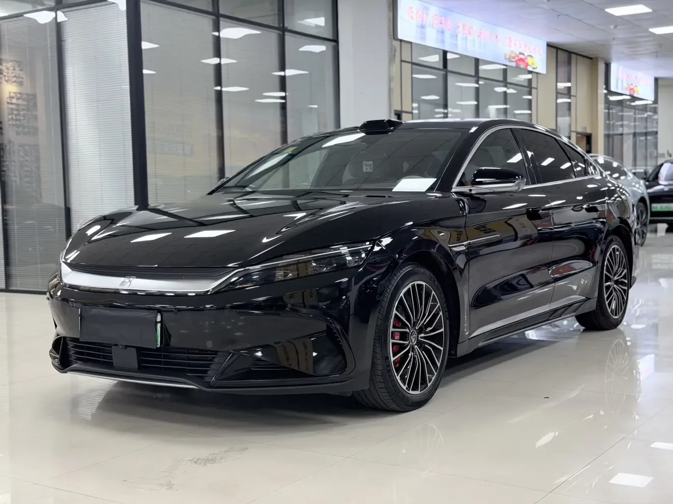 BYD Han EV