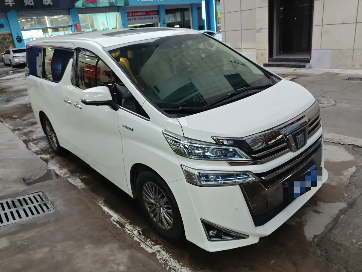 Toyota Crown Wellfire