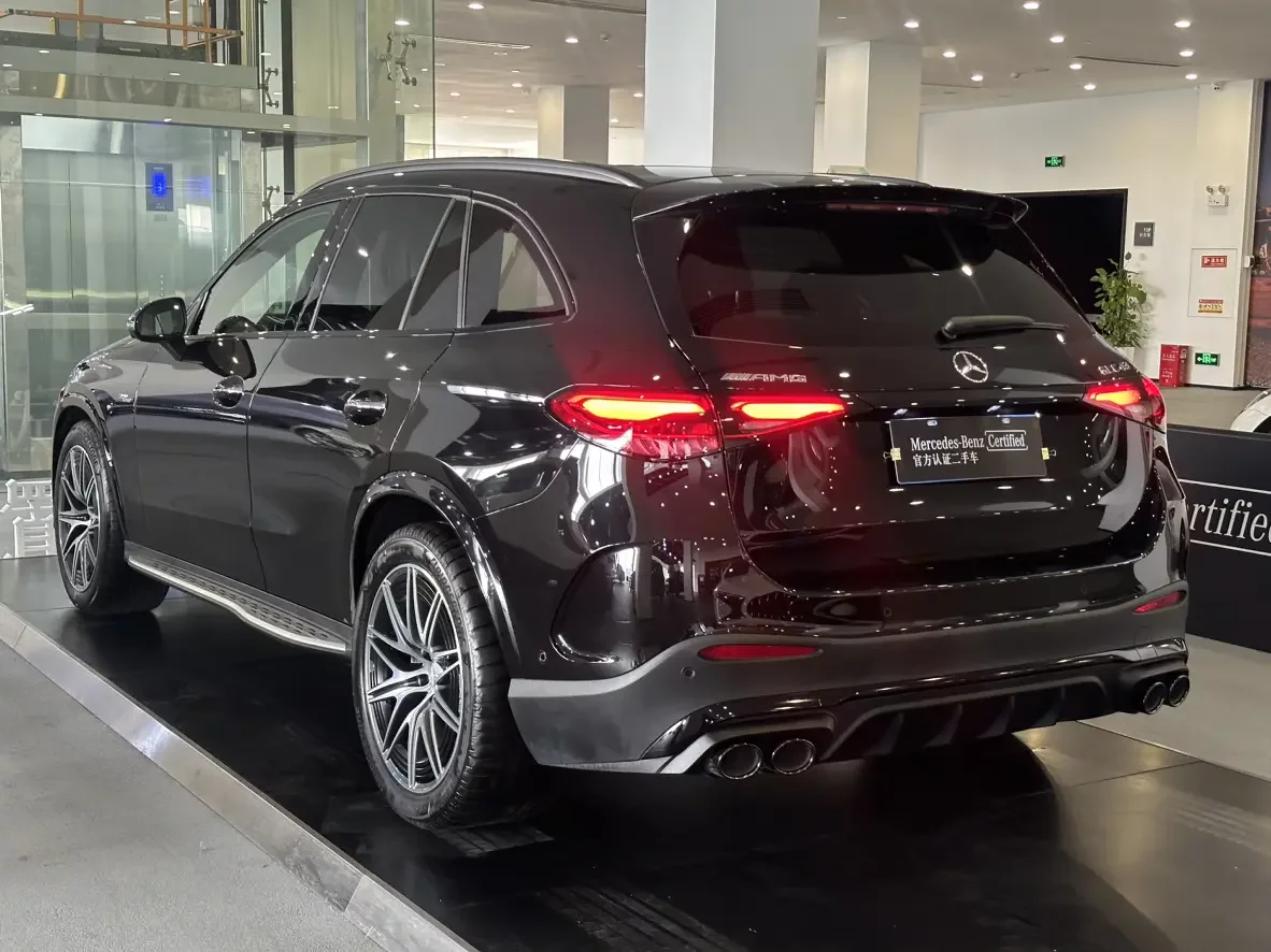 Mercedes-Benz GLC AMG