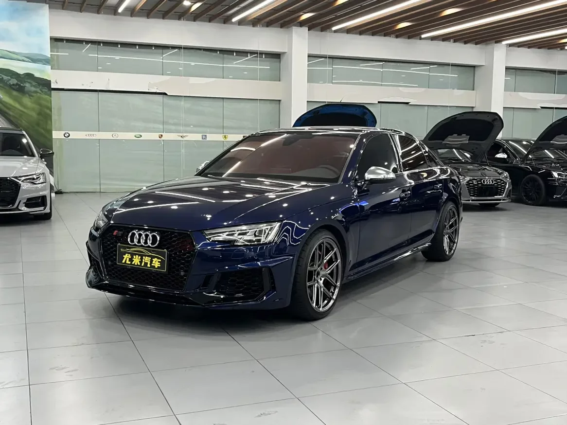 Audi S4