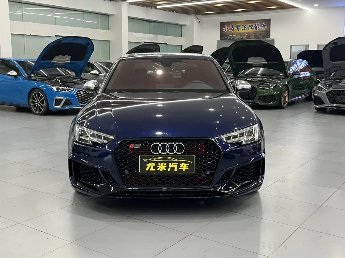 Audi S4