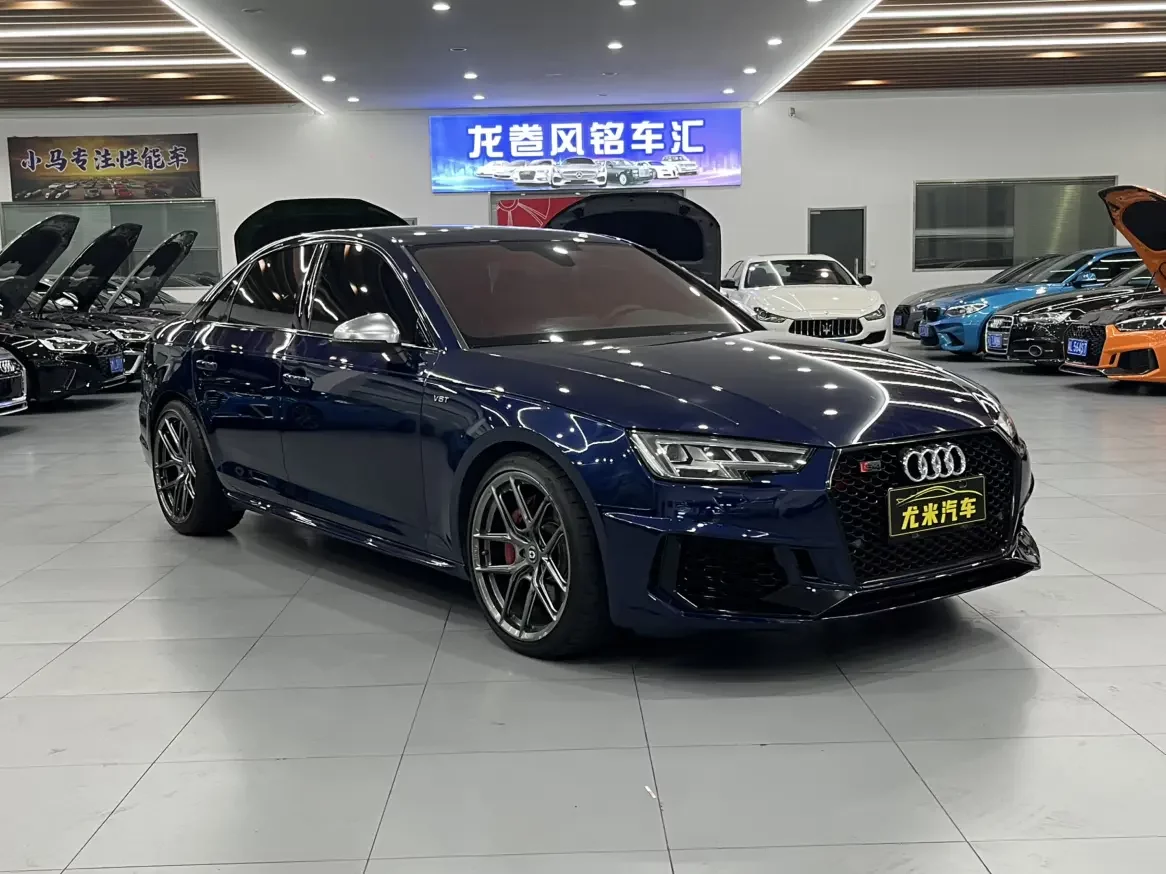 Audi S4