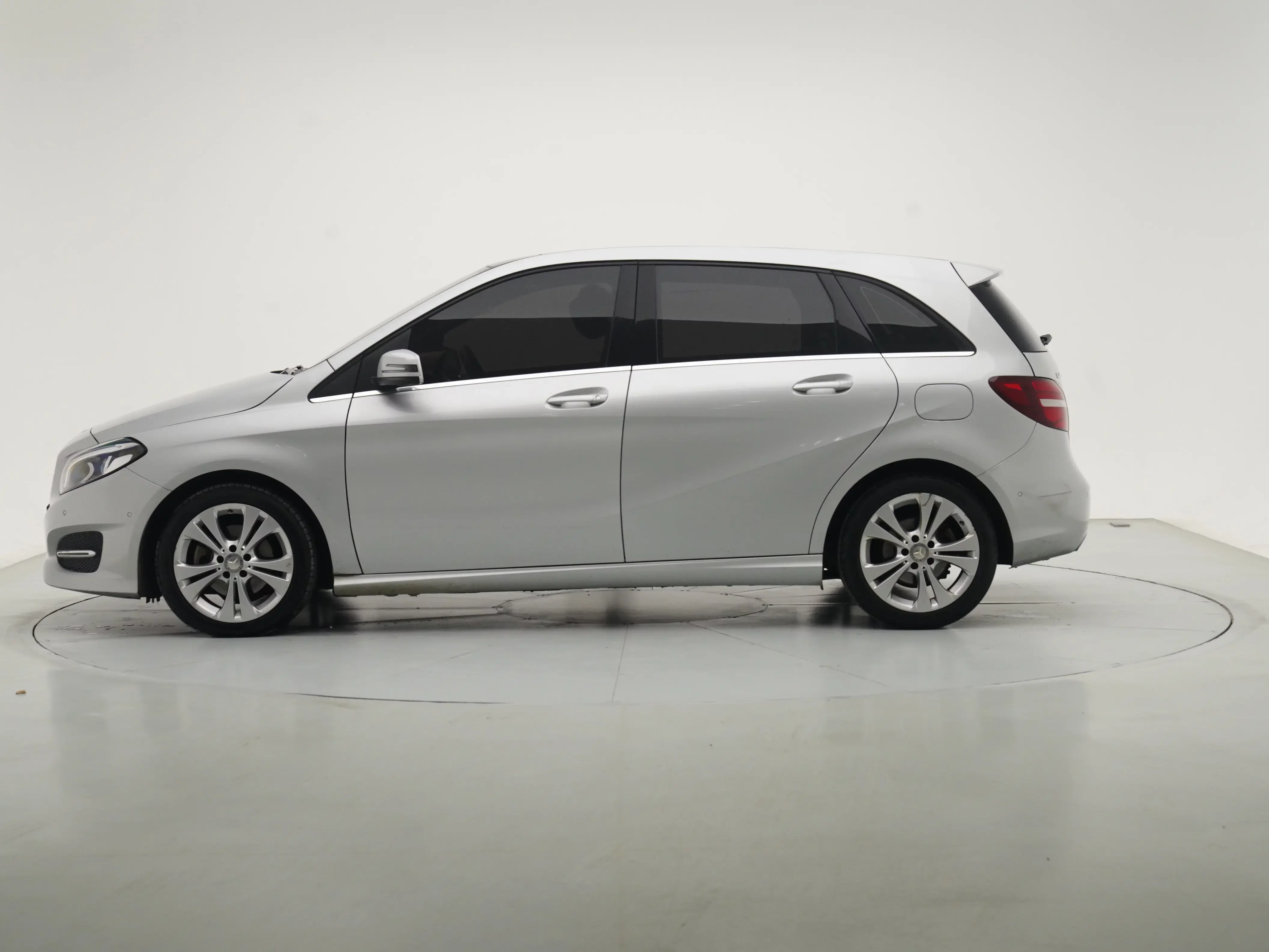 Mercedes-Benz B Class