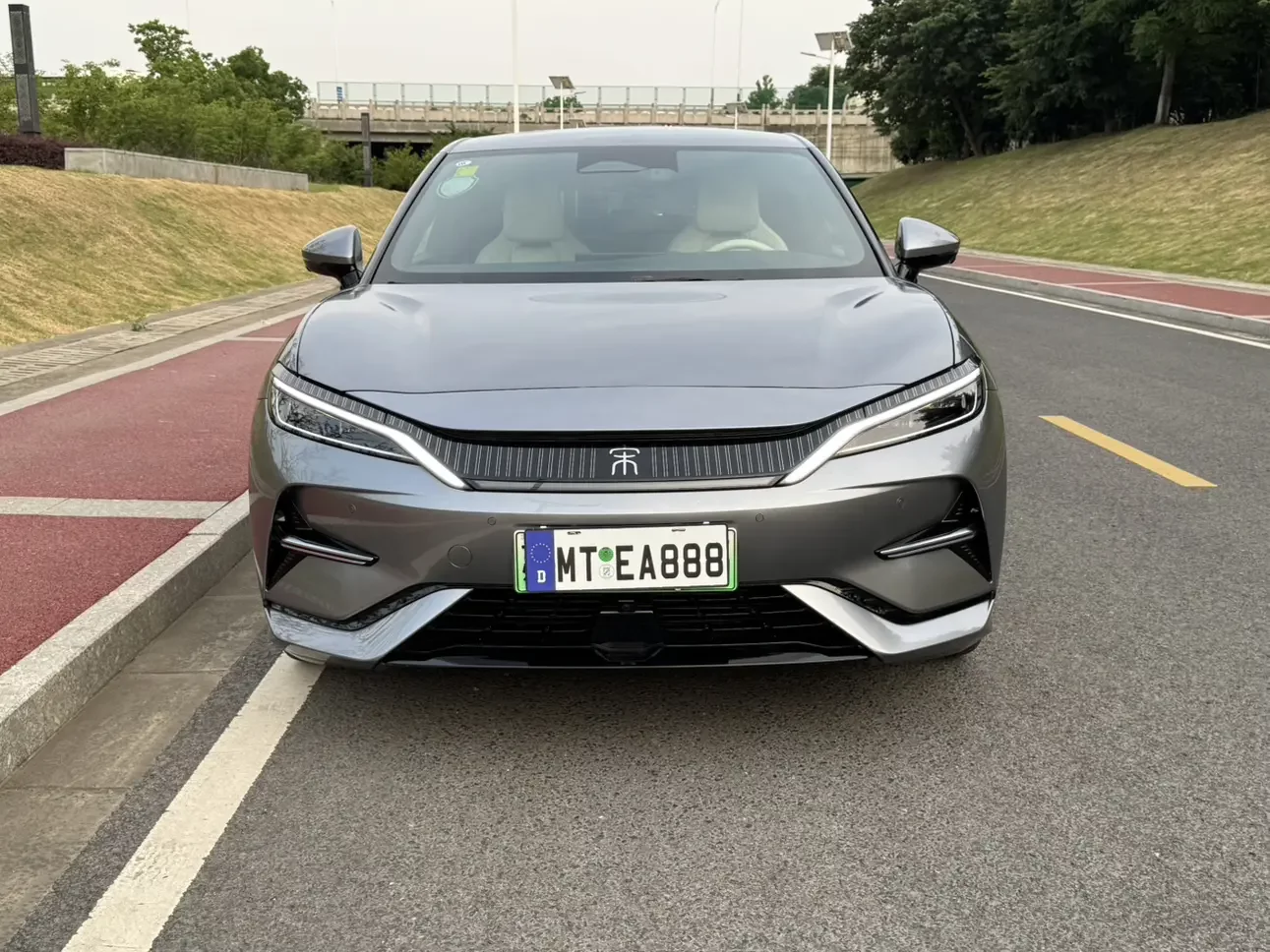 BYD Song L EV