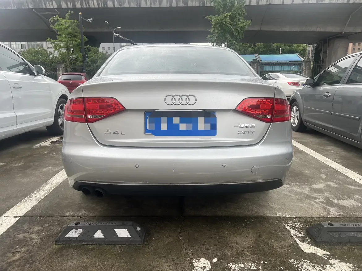 Audi A4L