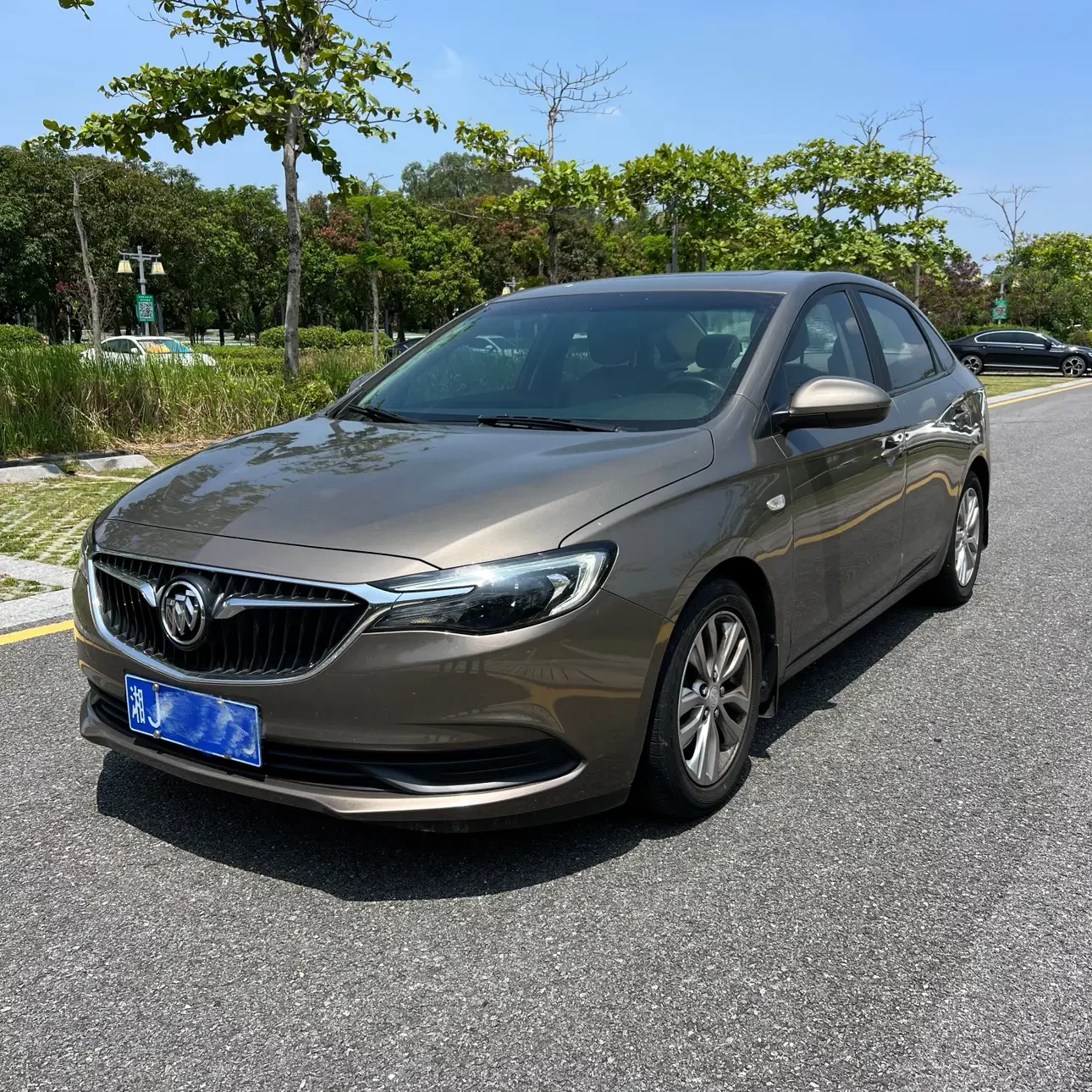 Buick Yinglang