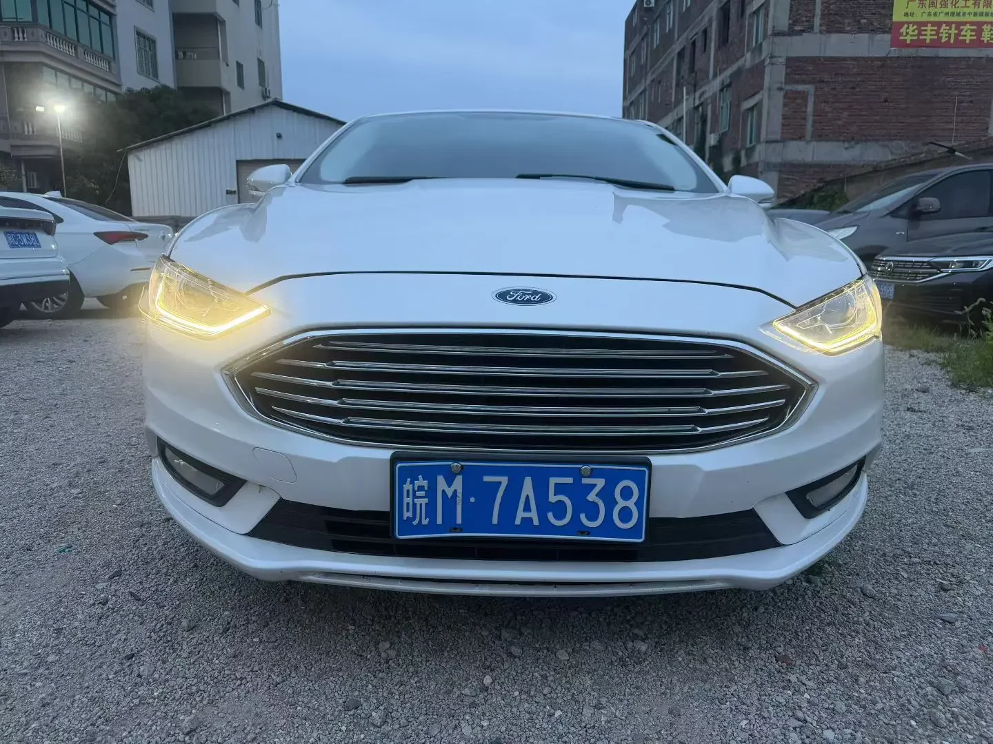 Ford Mondeo