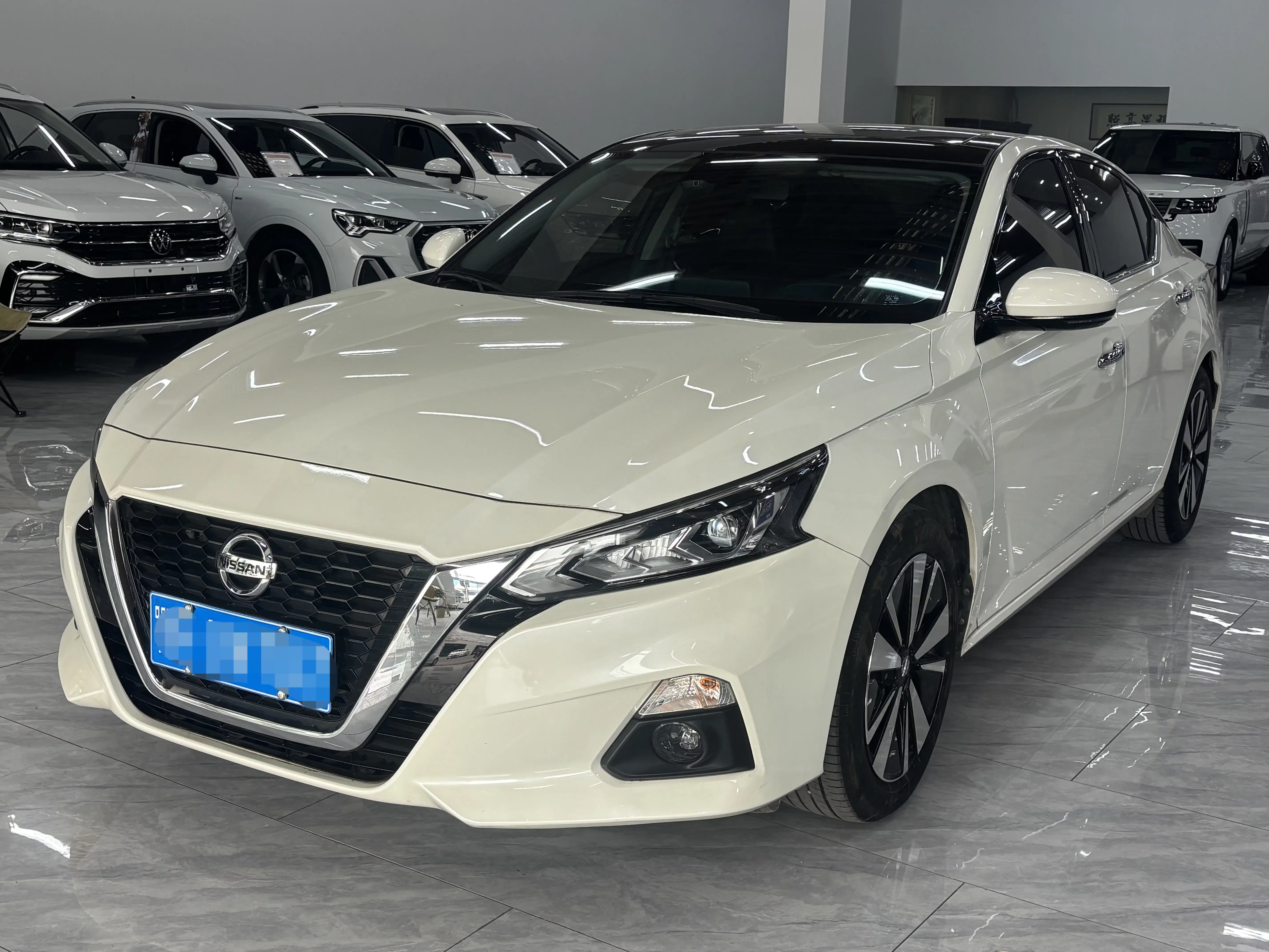 Nissan Altima
