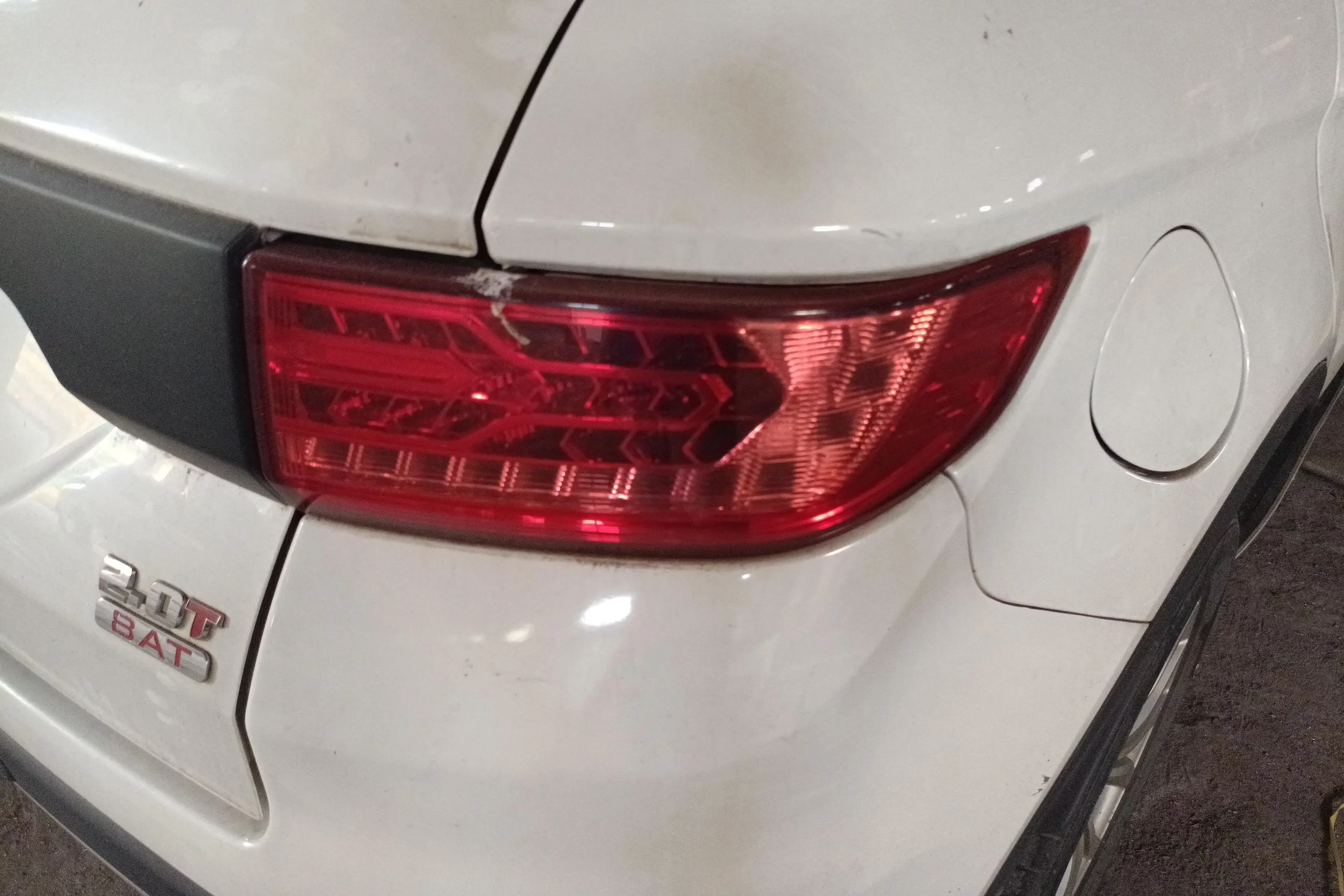 Lu Feng Landwind X7
