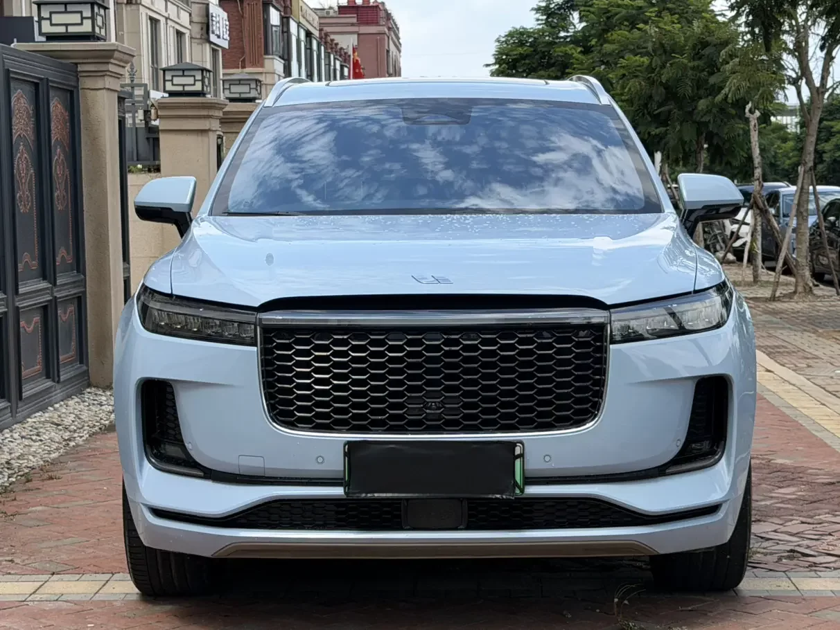 Li ONE (Ideal ONE)  из Китая