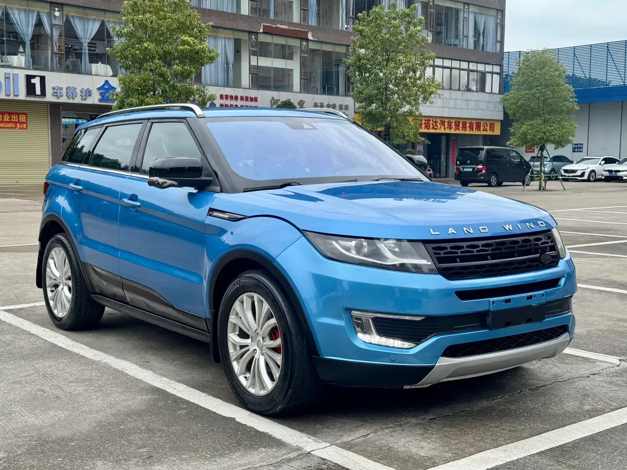 Lu Feng Landwind X7