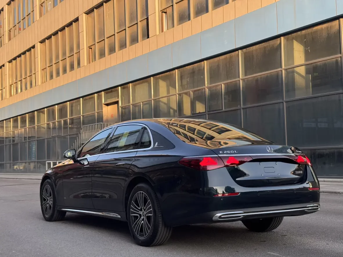 Mercedes-Benz E-Class