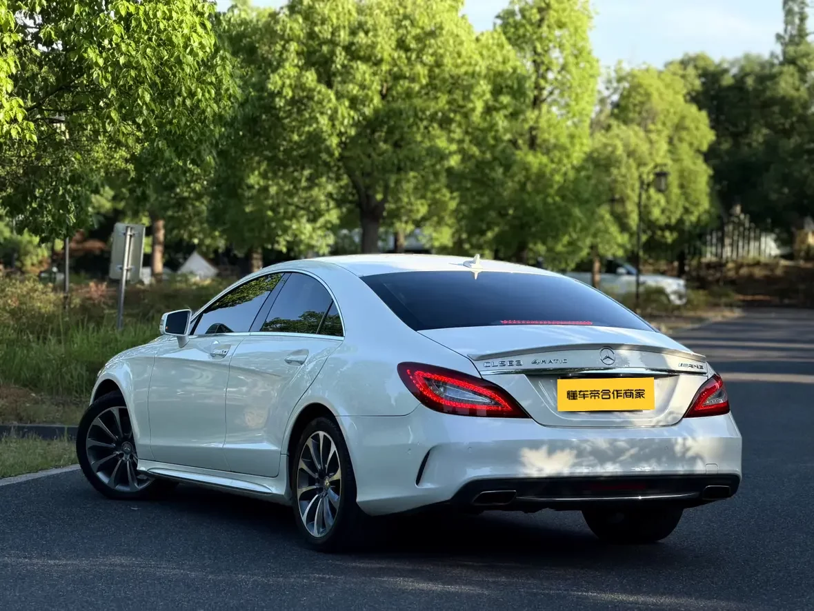 Mercedes-Benz CLS