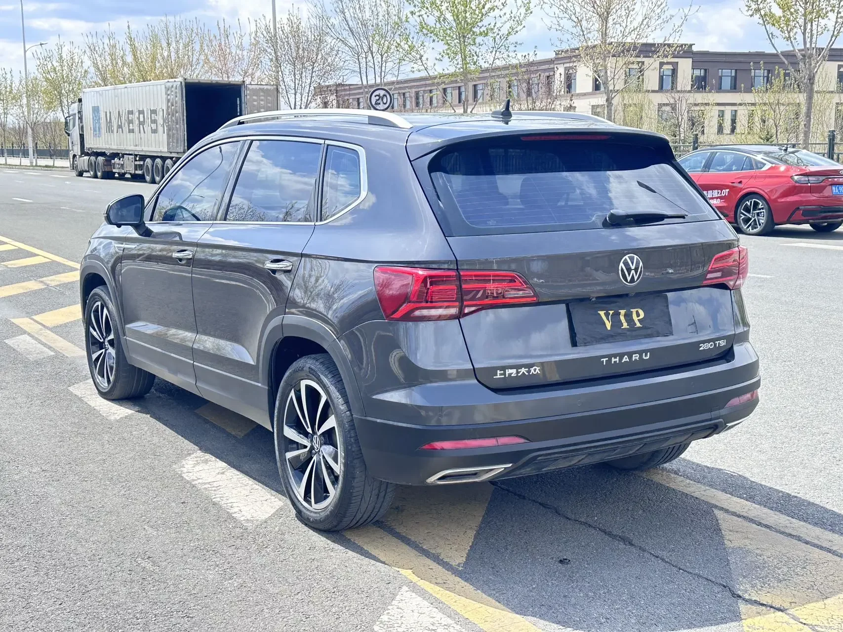 Volkswagen Tharu